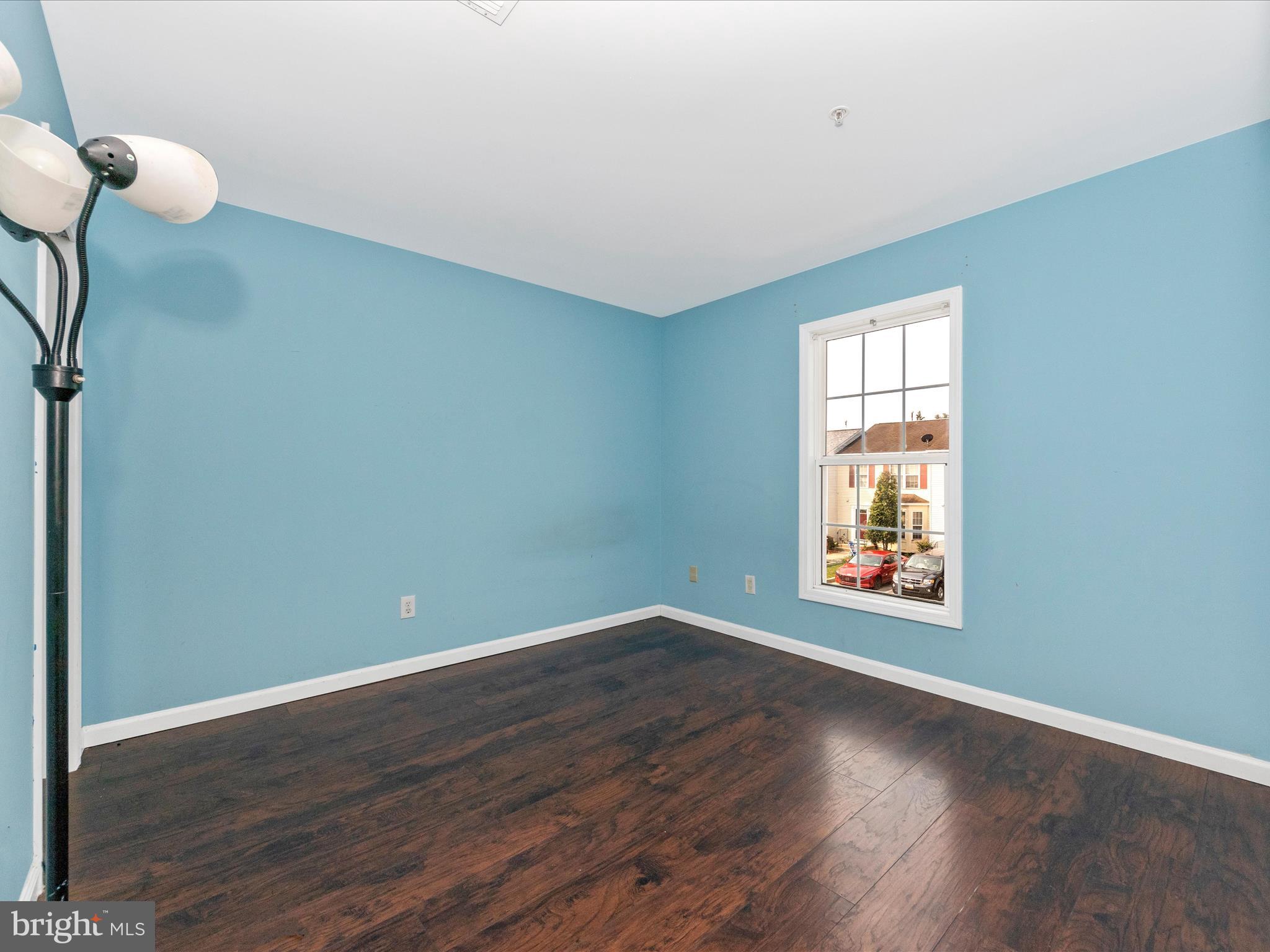 ANNAPOLIS WALK - Residential