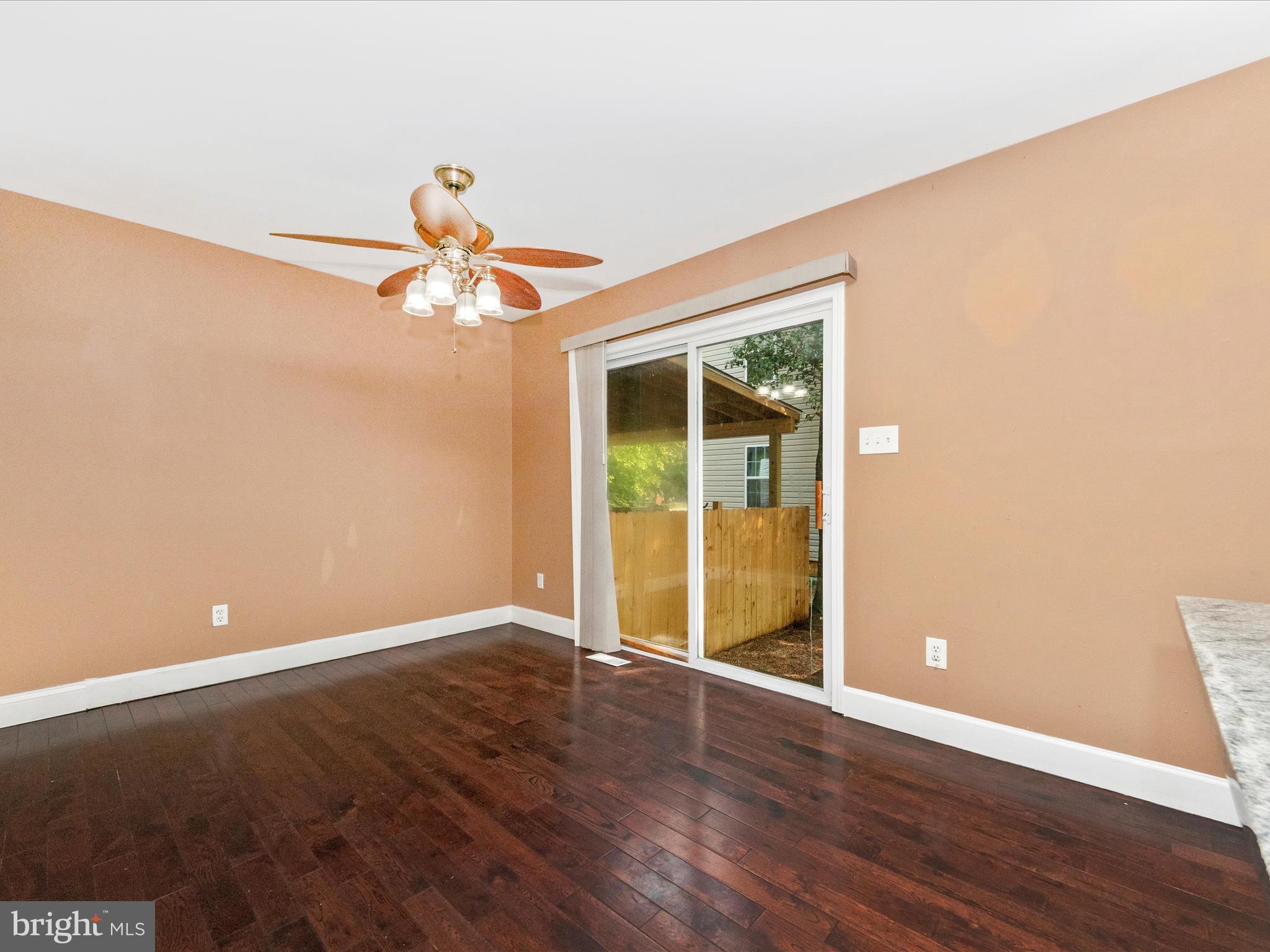 ANNAPOLIS WALK - Residential