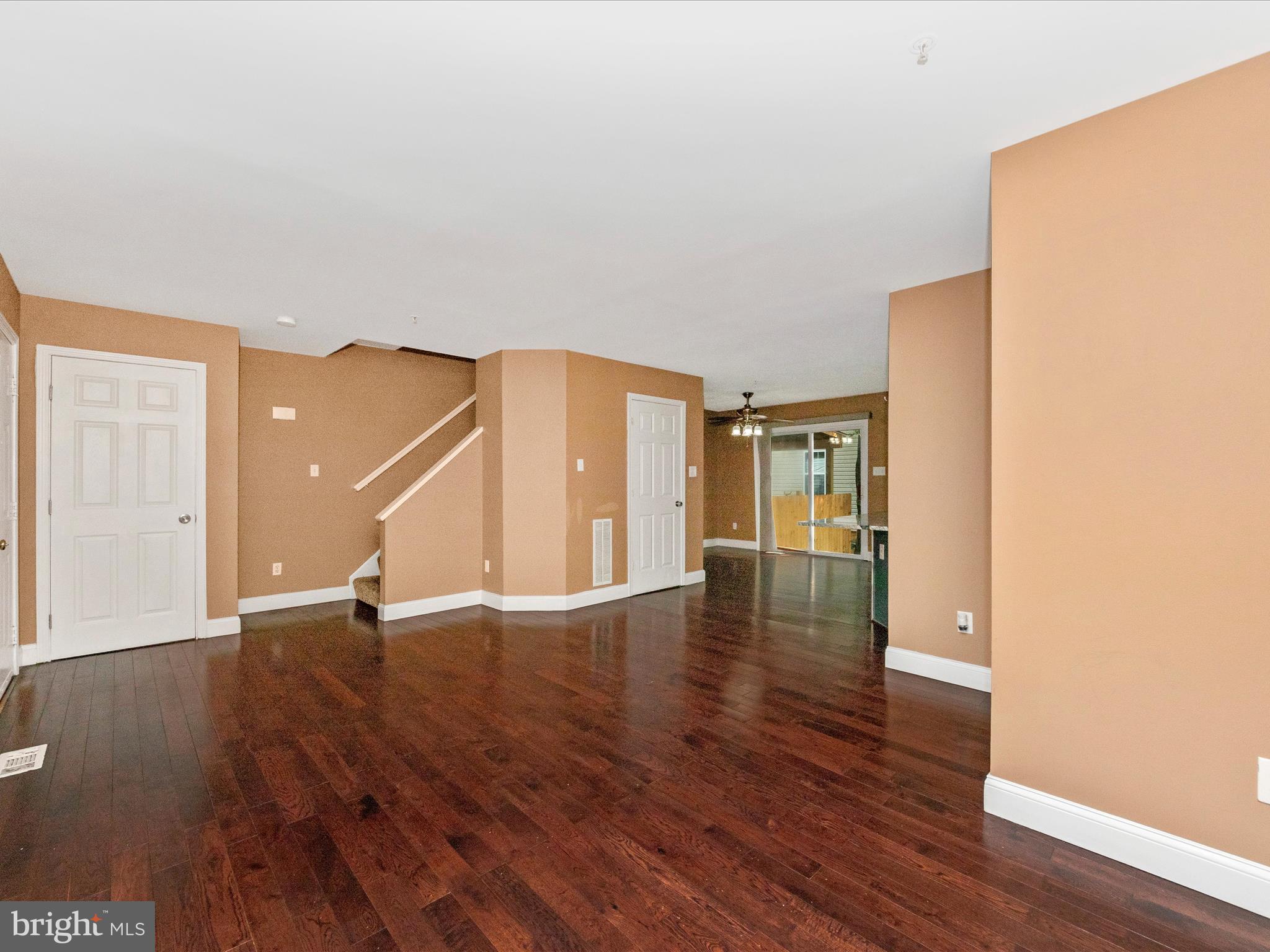 ANNAPOLIS WALK - Residential