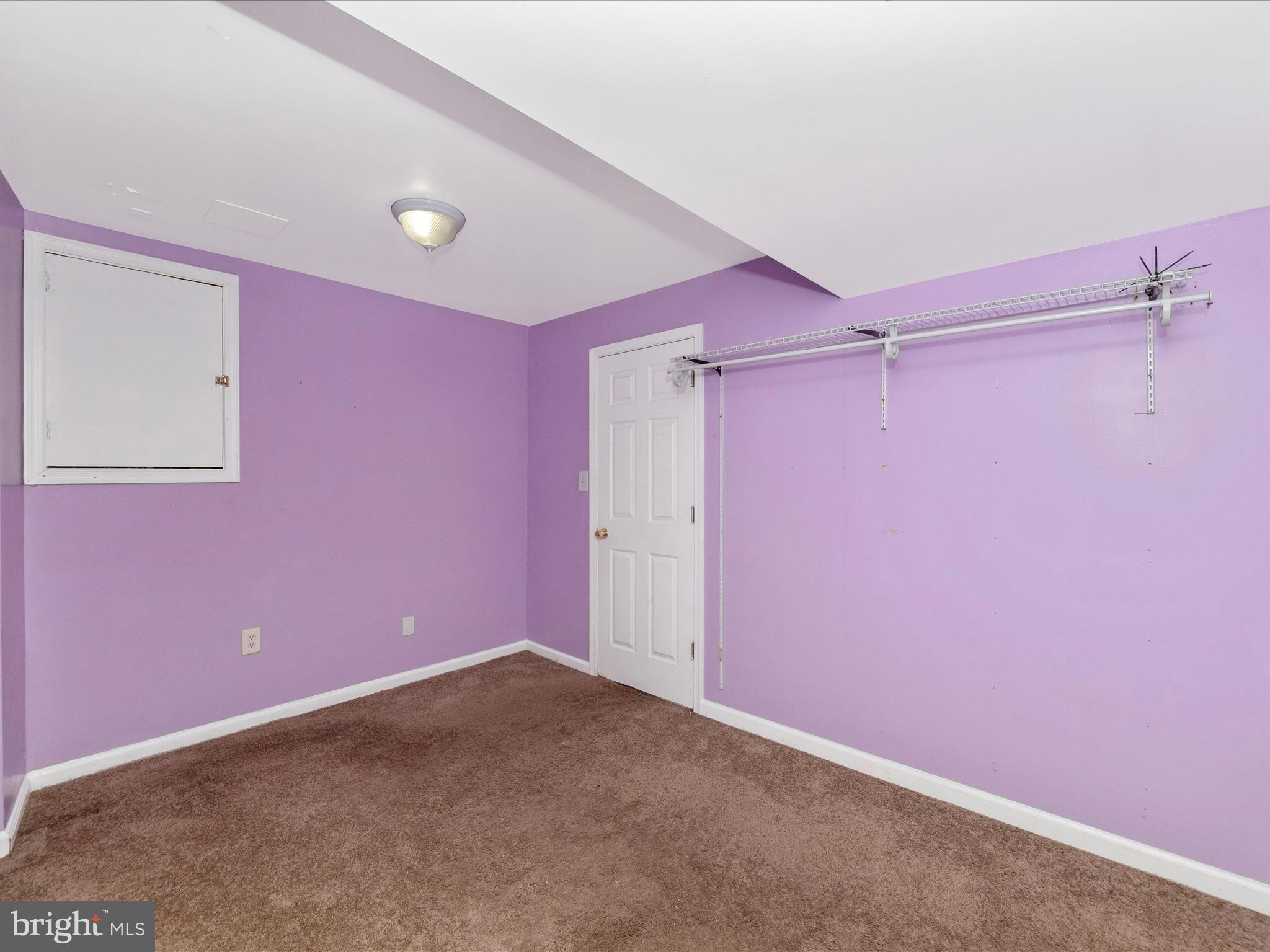 ANNAPOLIS WALK - Residential