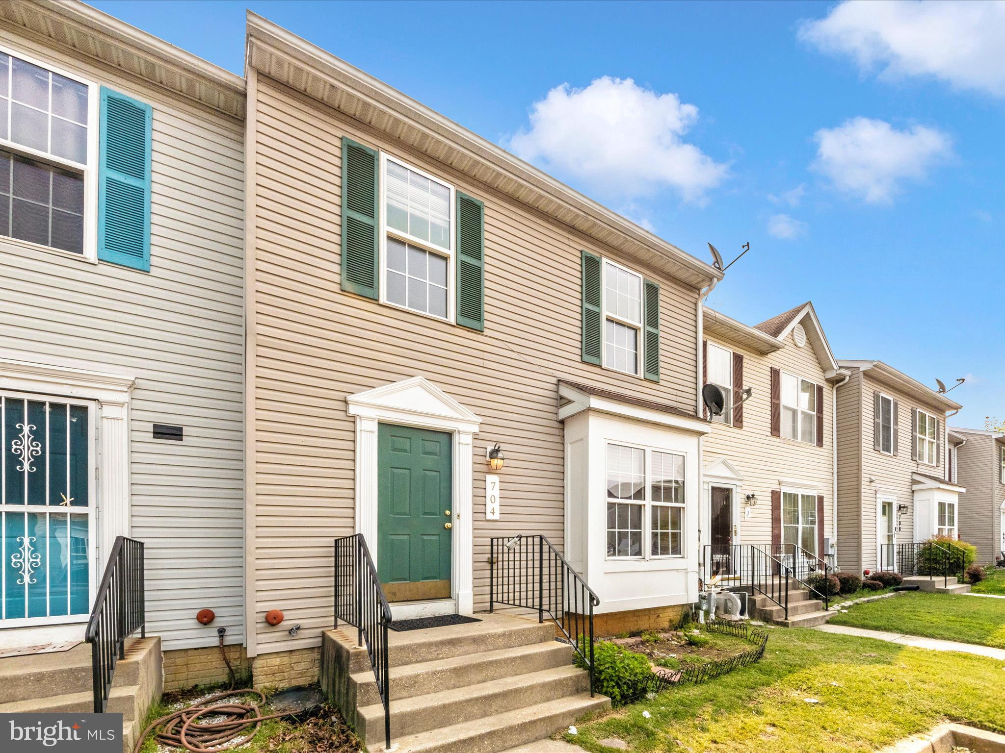 ANNAPOLIS WALK - Residential