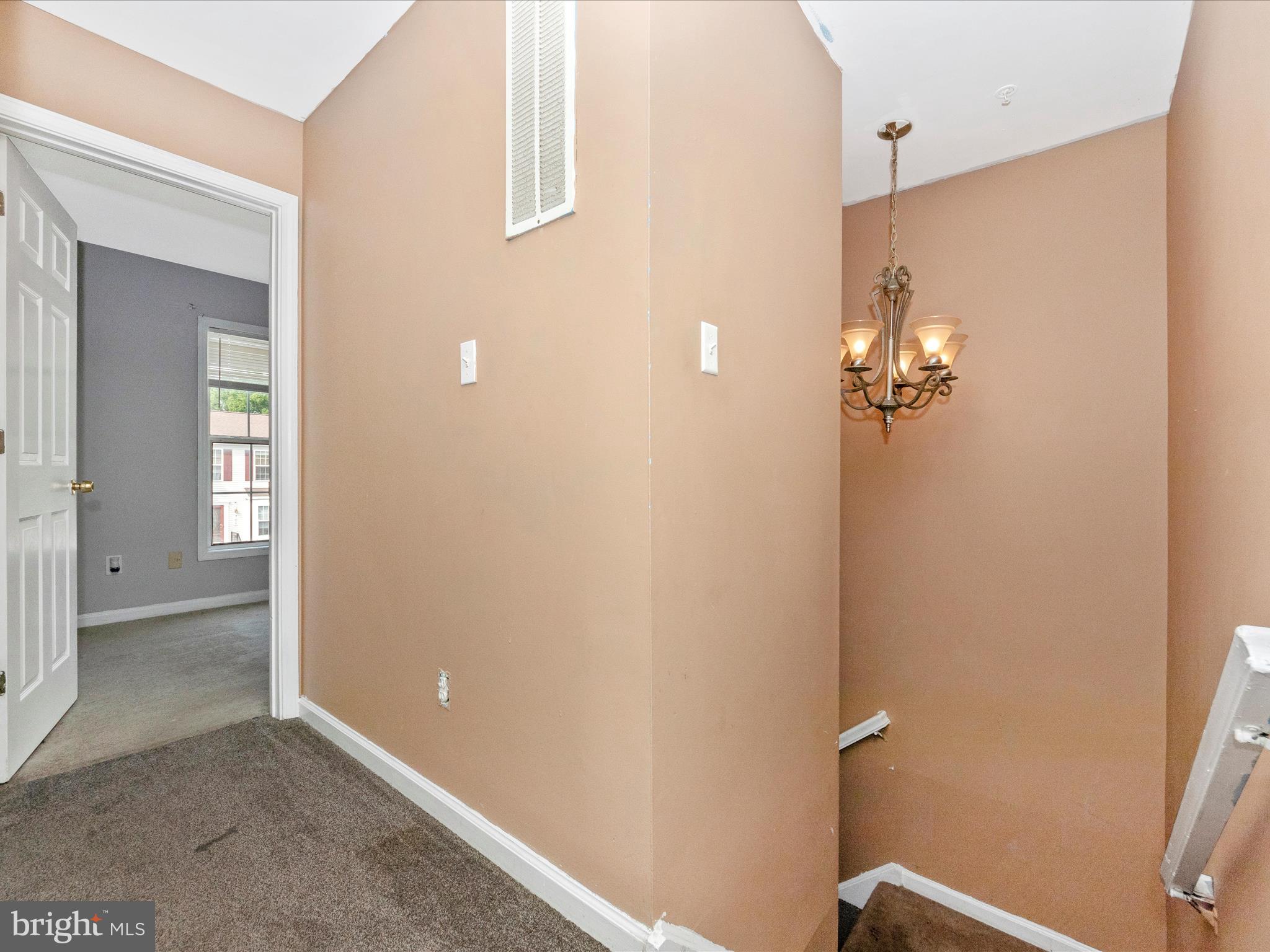 ANNAPOLIS WALK - Residential