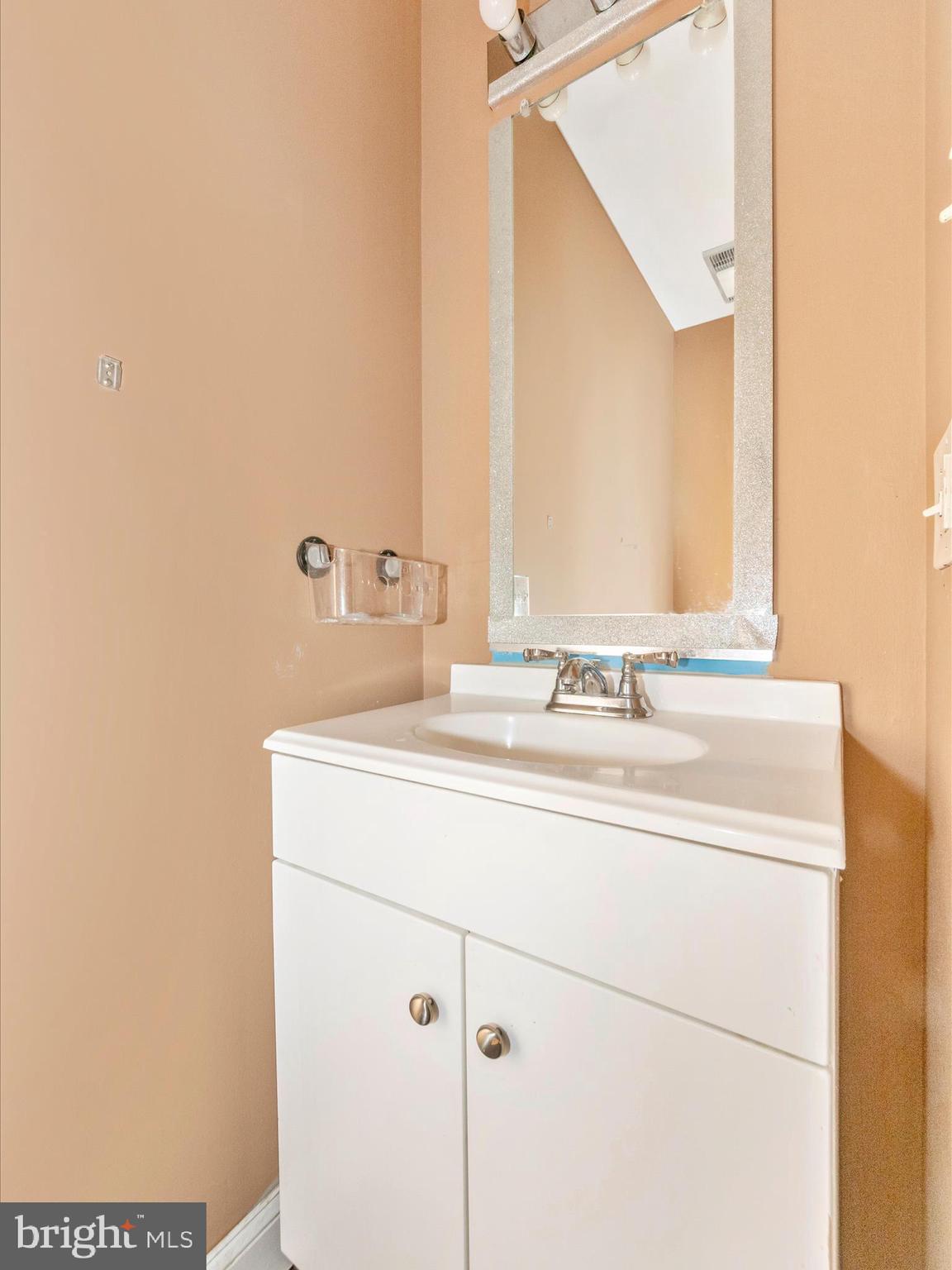 ANNAPOLIS WALK - Residential