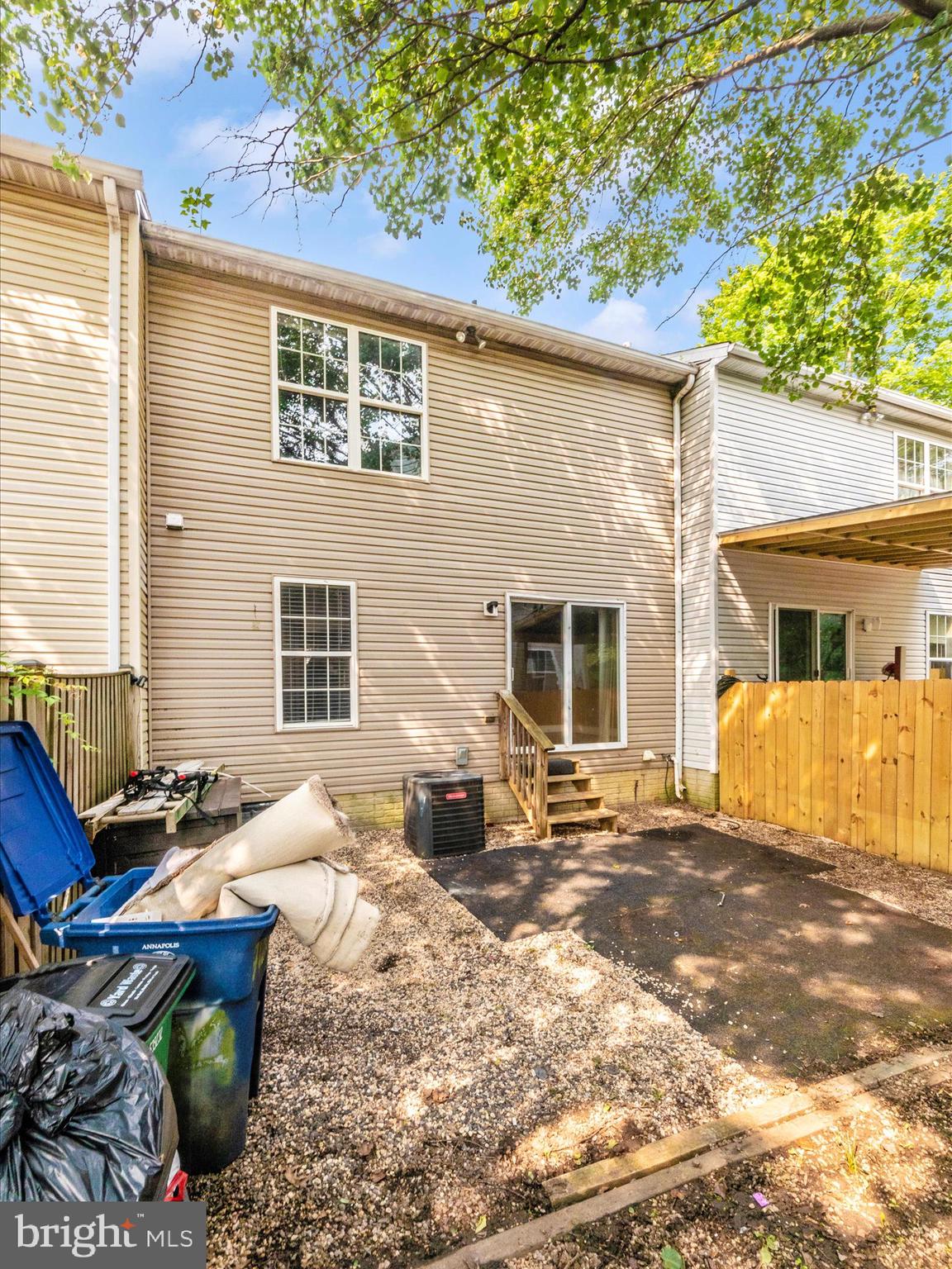 ANNAPOLIS WALK - Residential