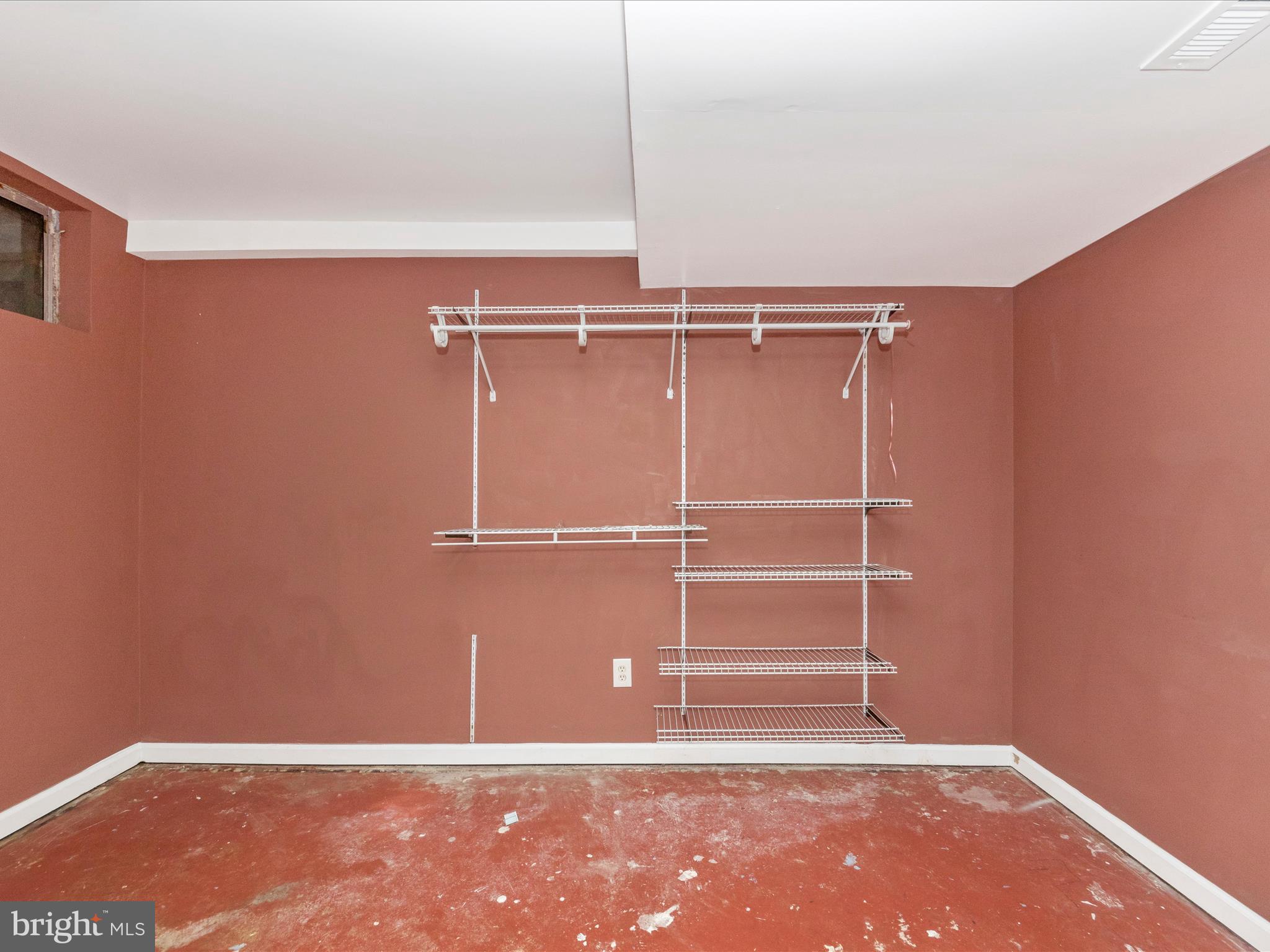 ANNAPOLIS WALK - Residential