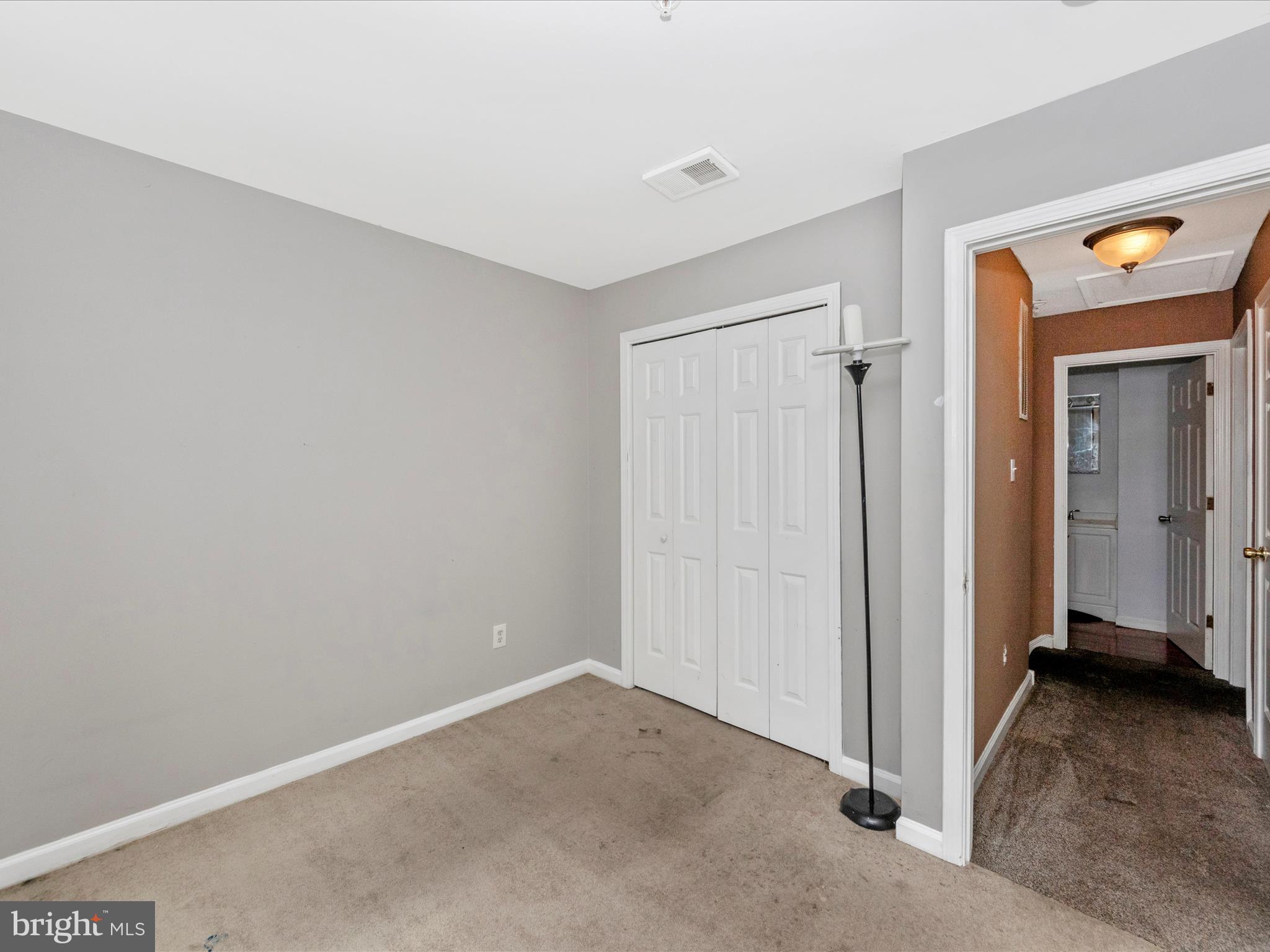 ANNAPOLIS WALK - Residential