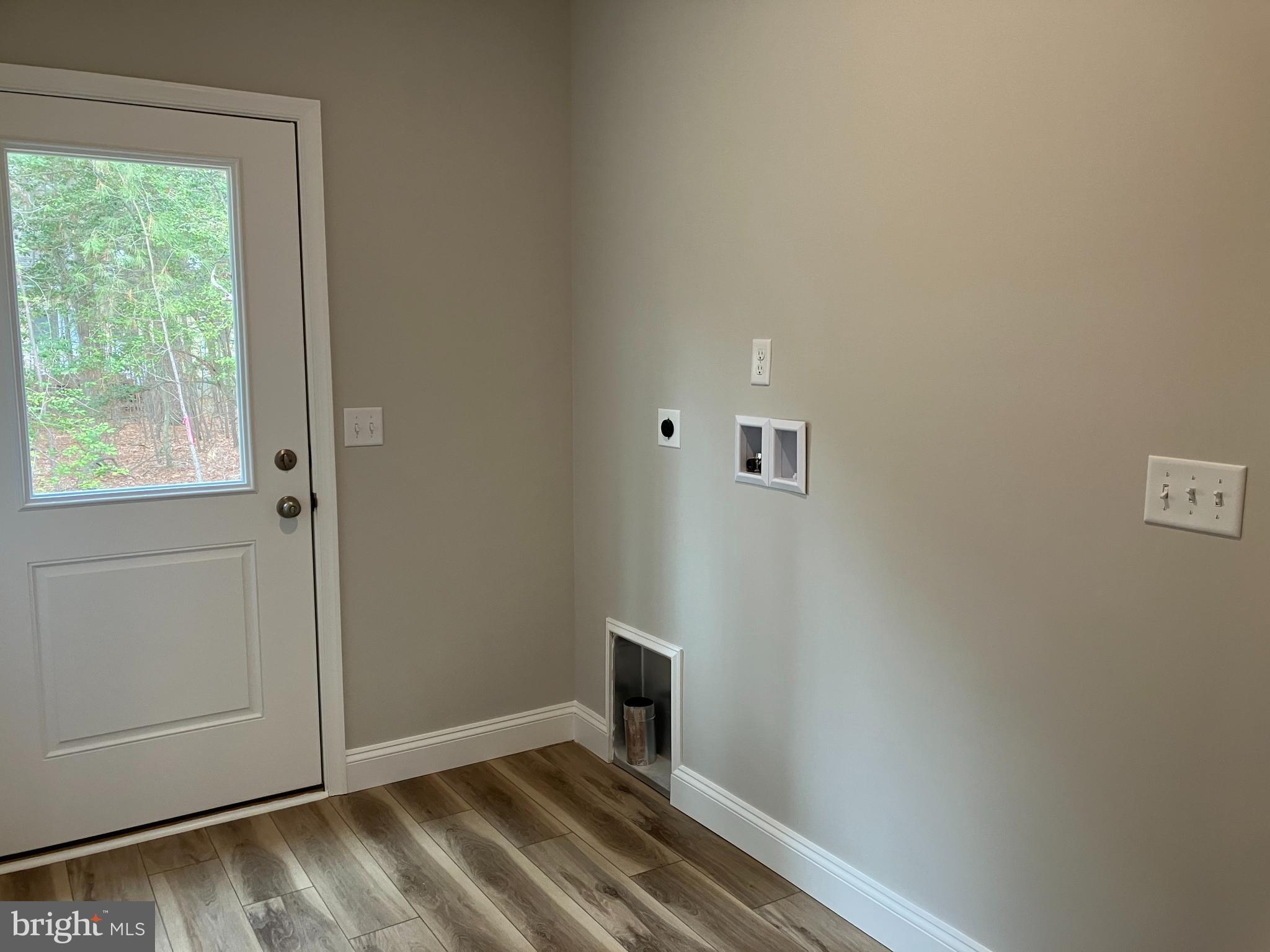 WATERMANS ESTATES - Residential