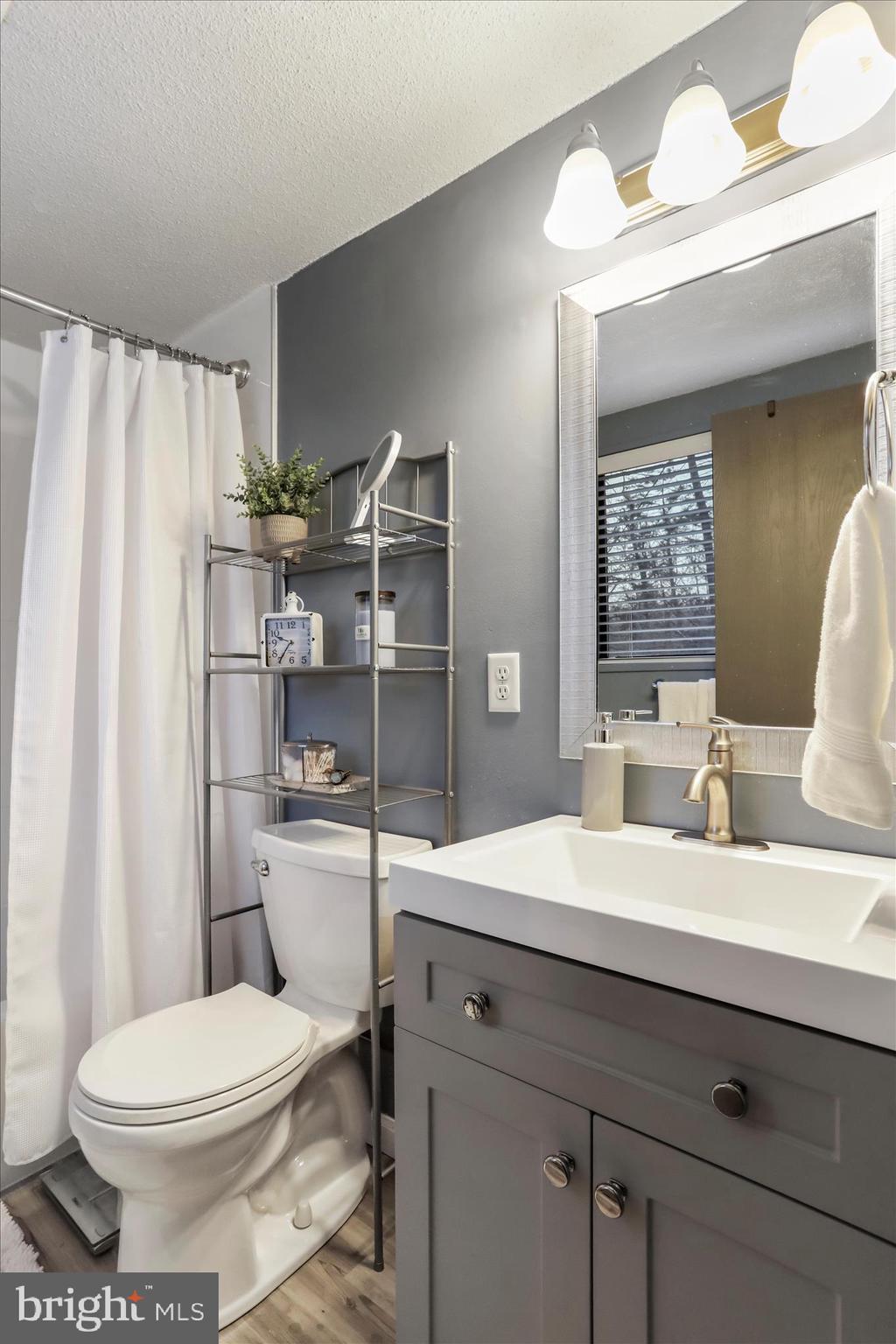 THE WOODS - Residential