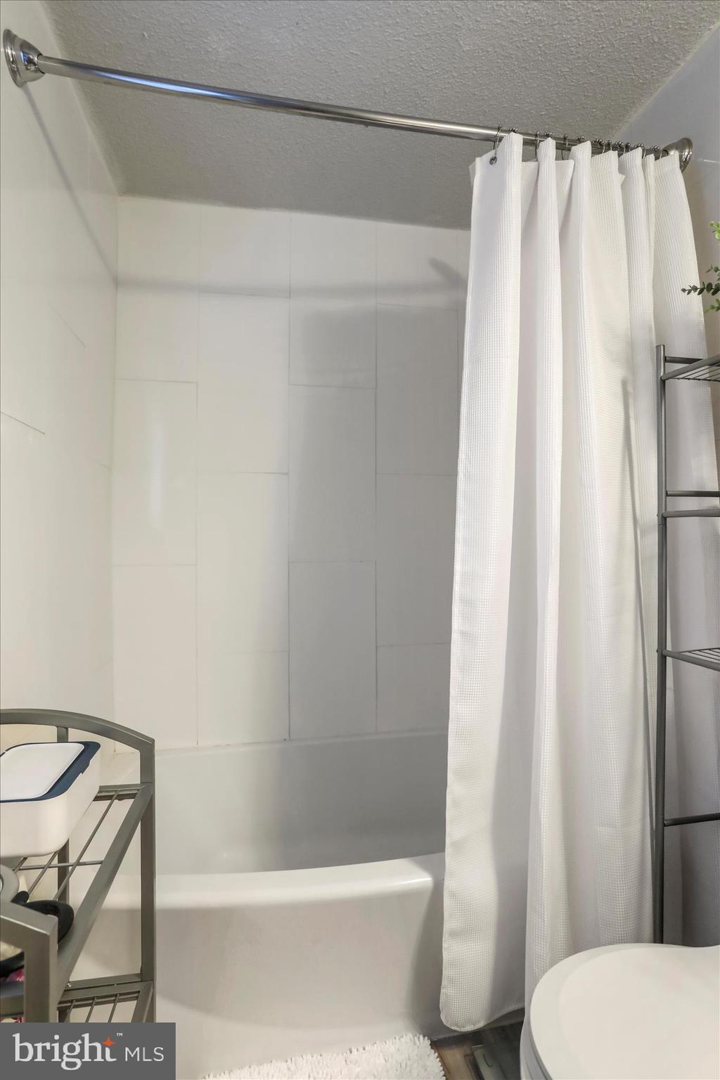 THE WOODS - Residential