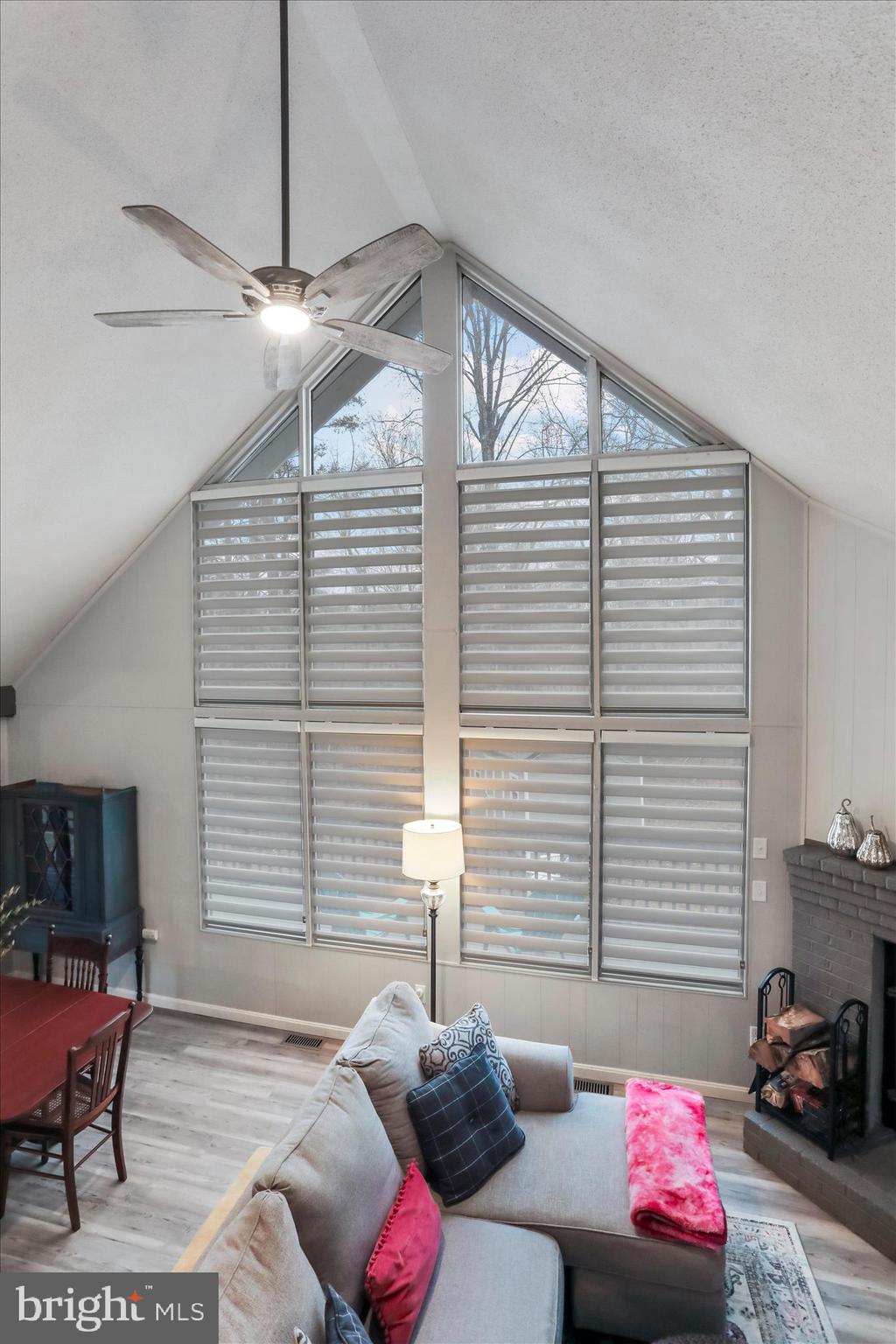 THE WOODS - Residential