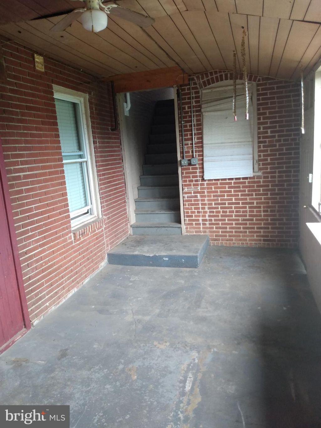 Photo of 402 Linden Grove Road, NEW HOLLAND, PA 17557 (MLS # PALA2078042)