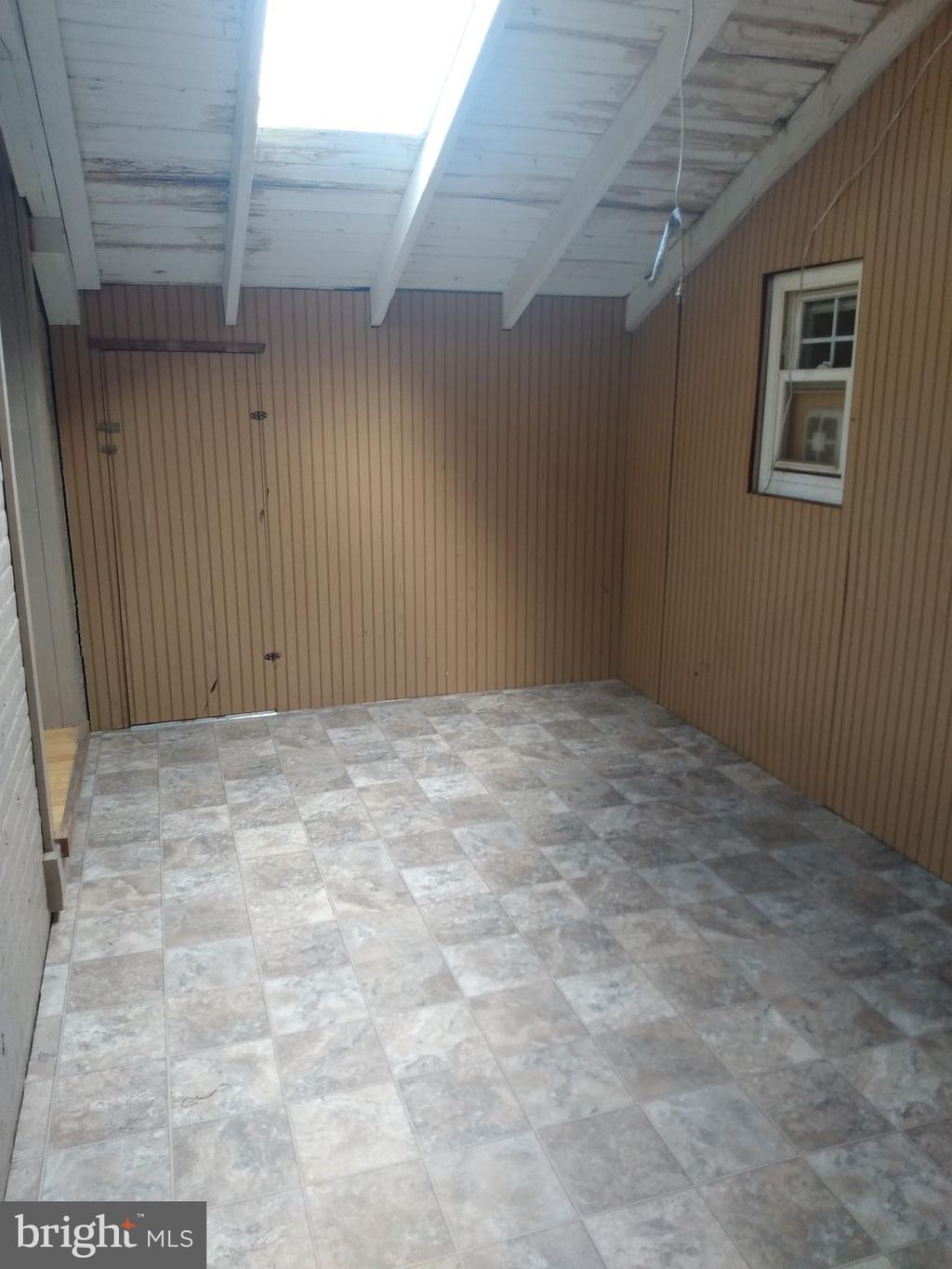 Photo of 402 Linden Grove Road, NEW HOLLAND, PA 17557 (MLS # PALA2078042)