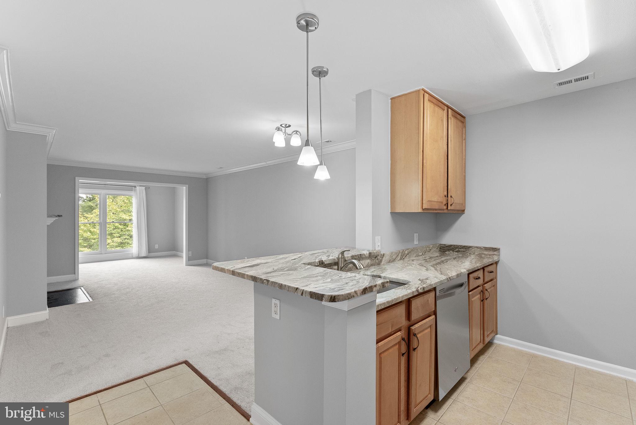 FOUR WINDS AT OAKTON - Residential