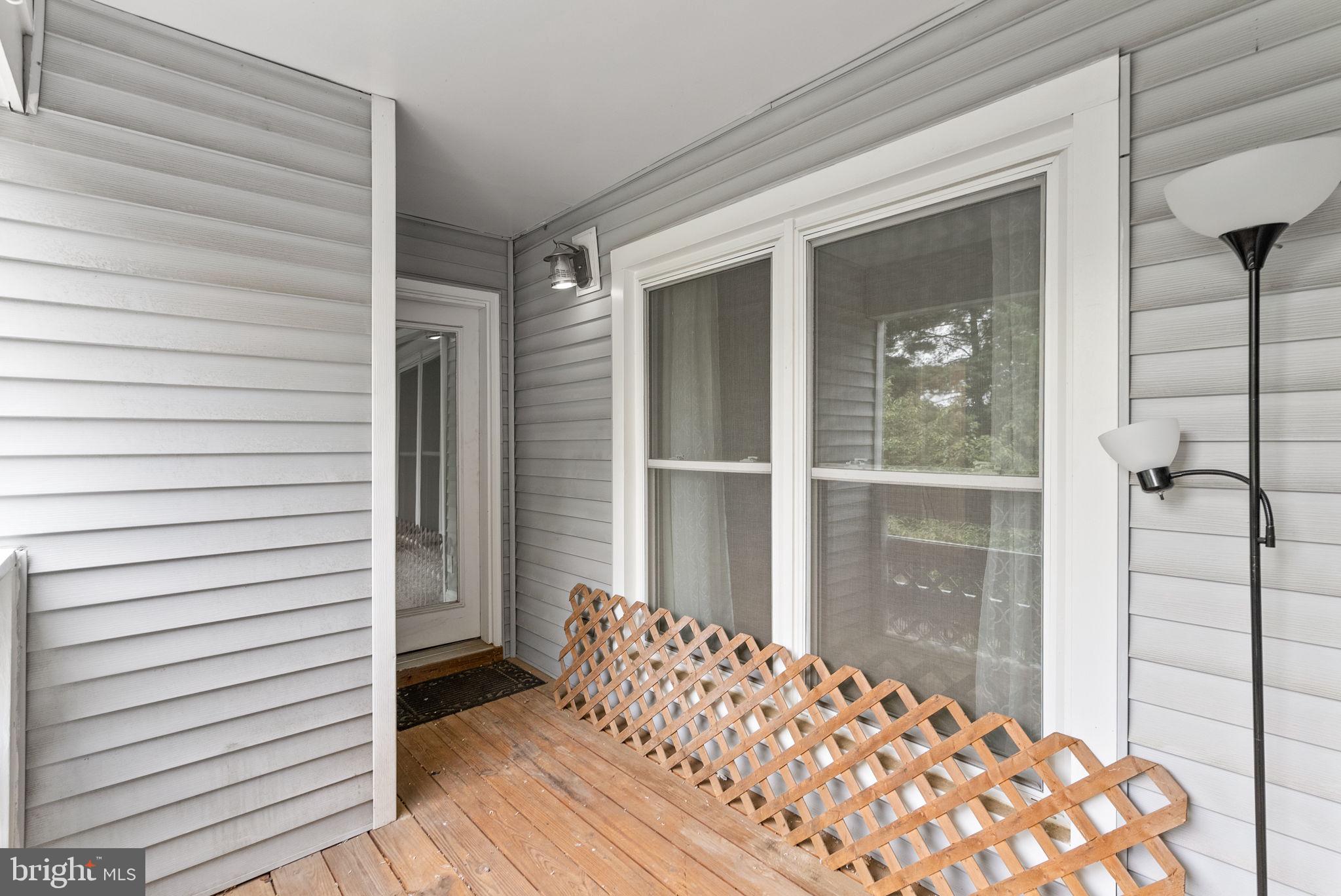 FOUR WINDS AT OAKTON - Residential