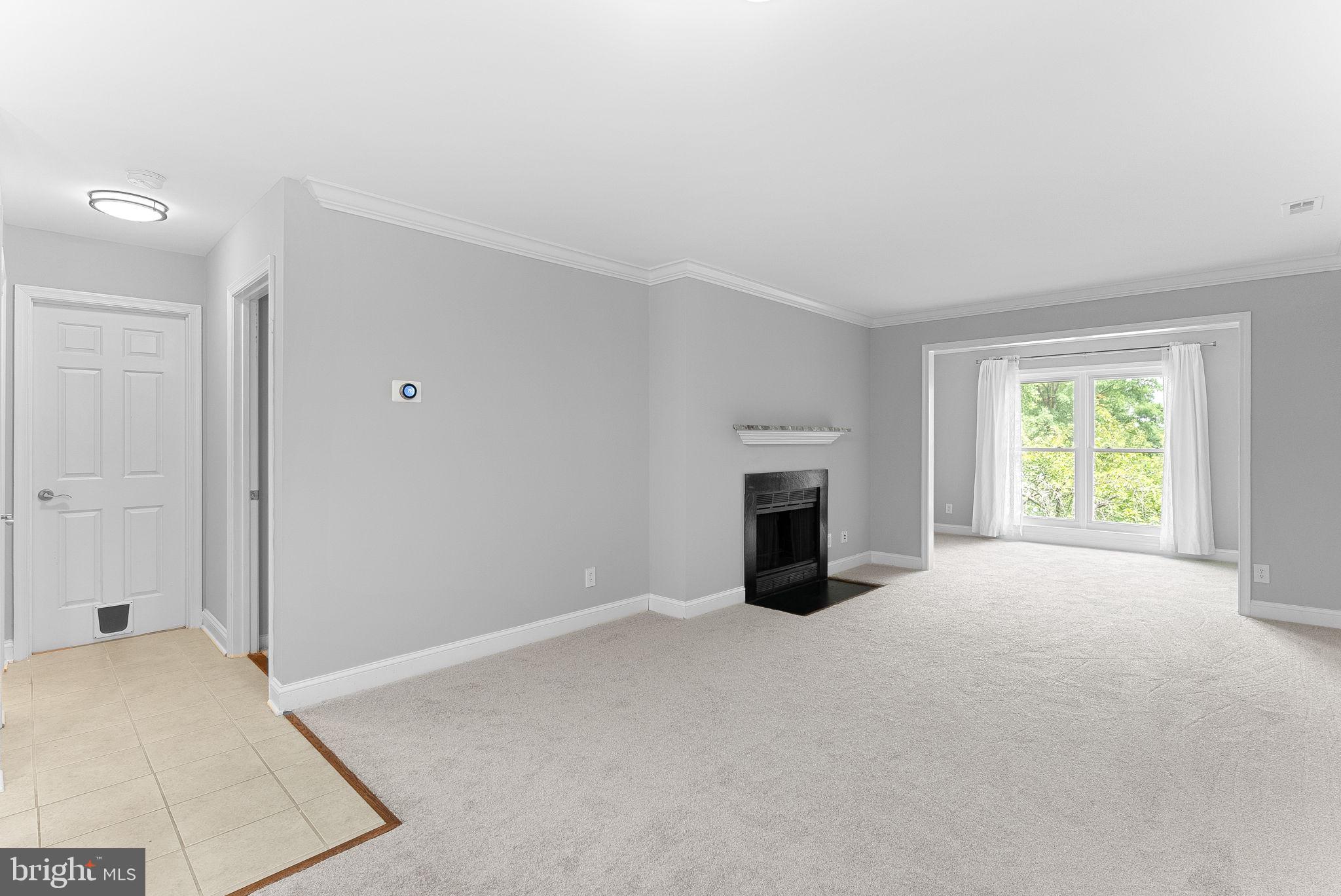 FOUR WINDS AT OAKTON - Residential