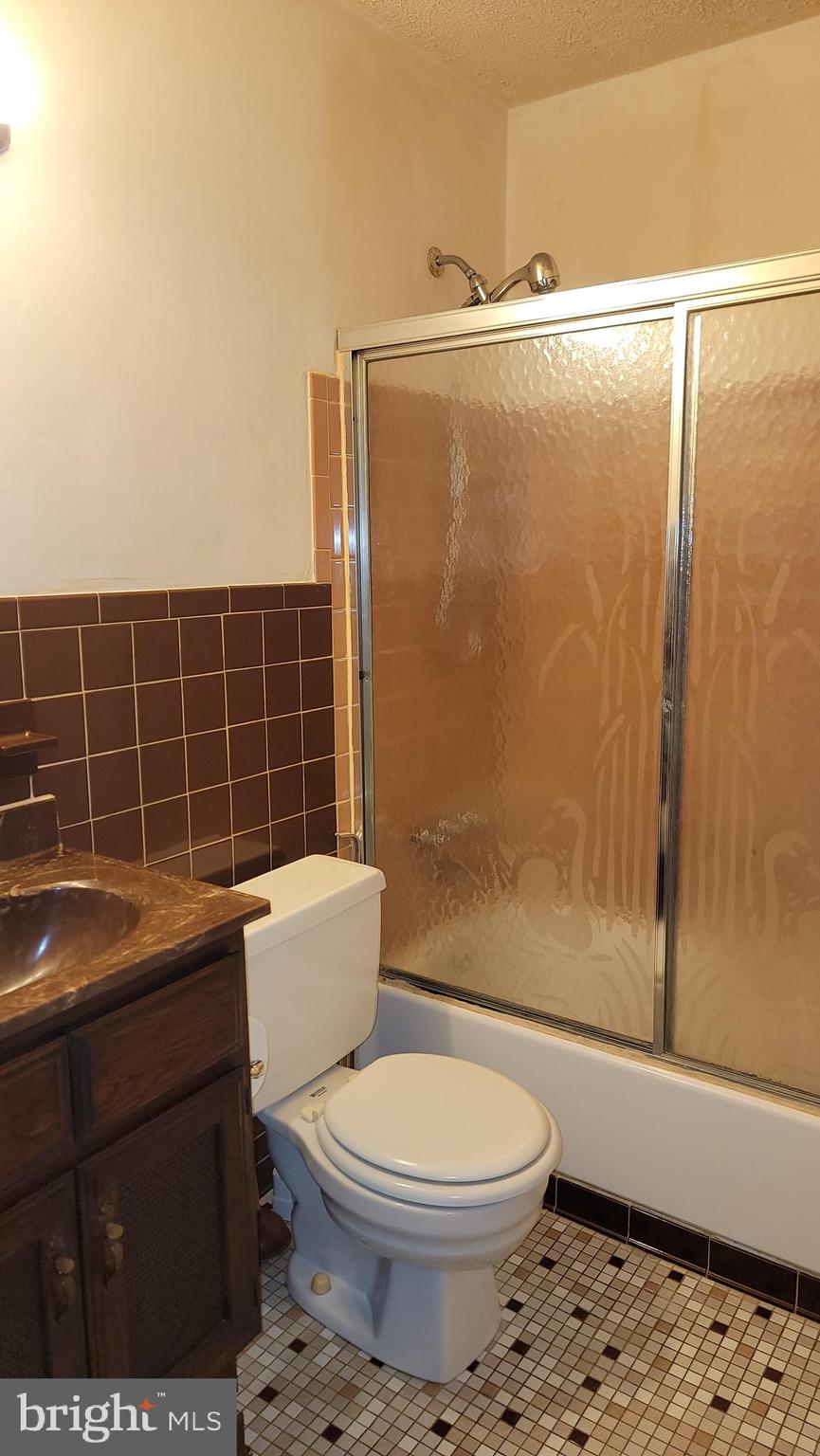 WASHINGTON VILLAGE - Residential