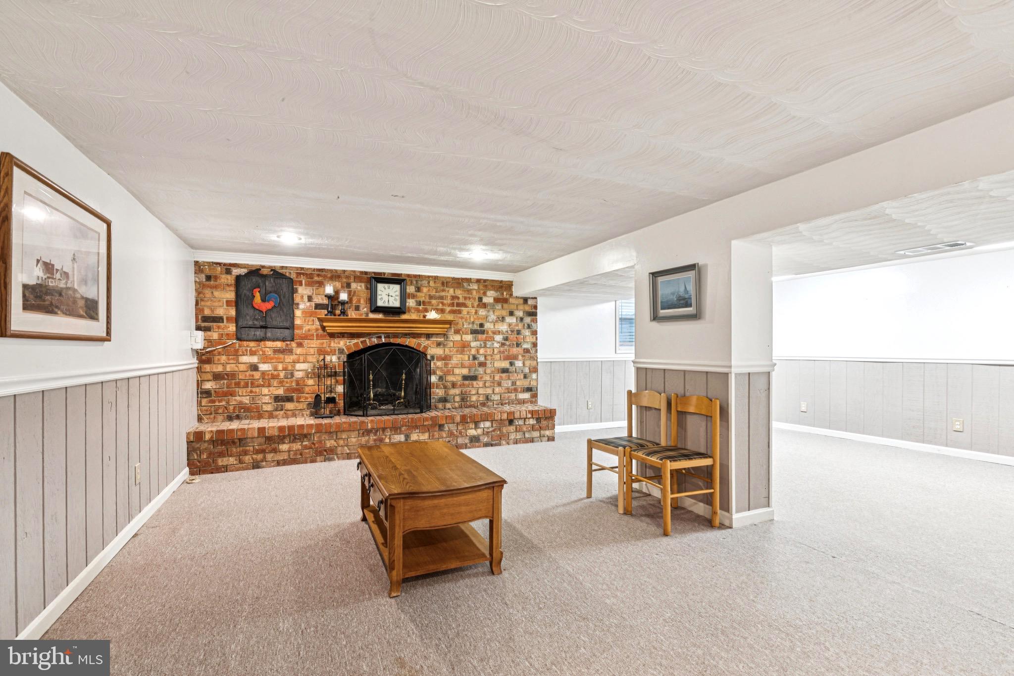 BAY HILLS - Residential