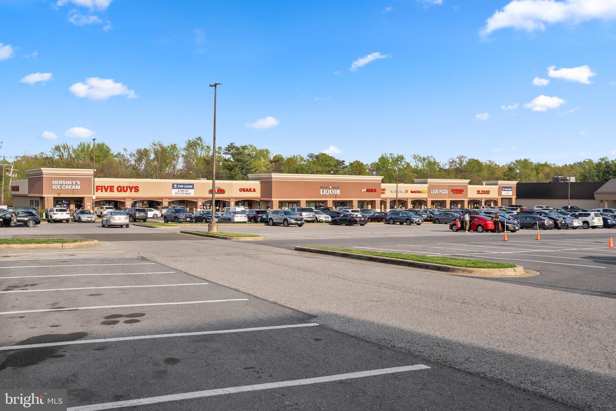 GREENBRIAR CONDO PHASE I - Residential Lease