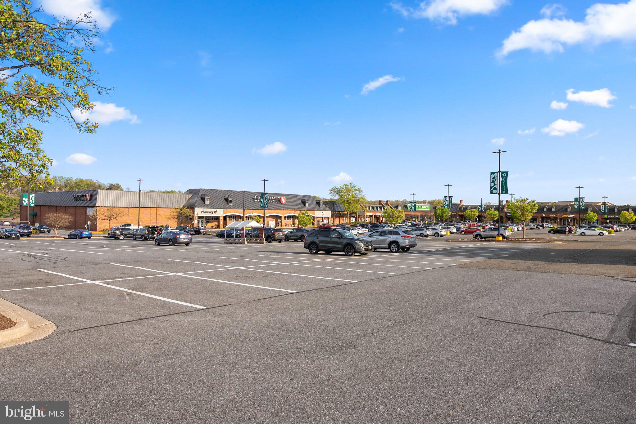 GREENBRIAR CONDO PHASE I - Residential Lease