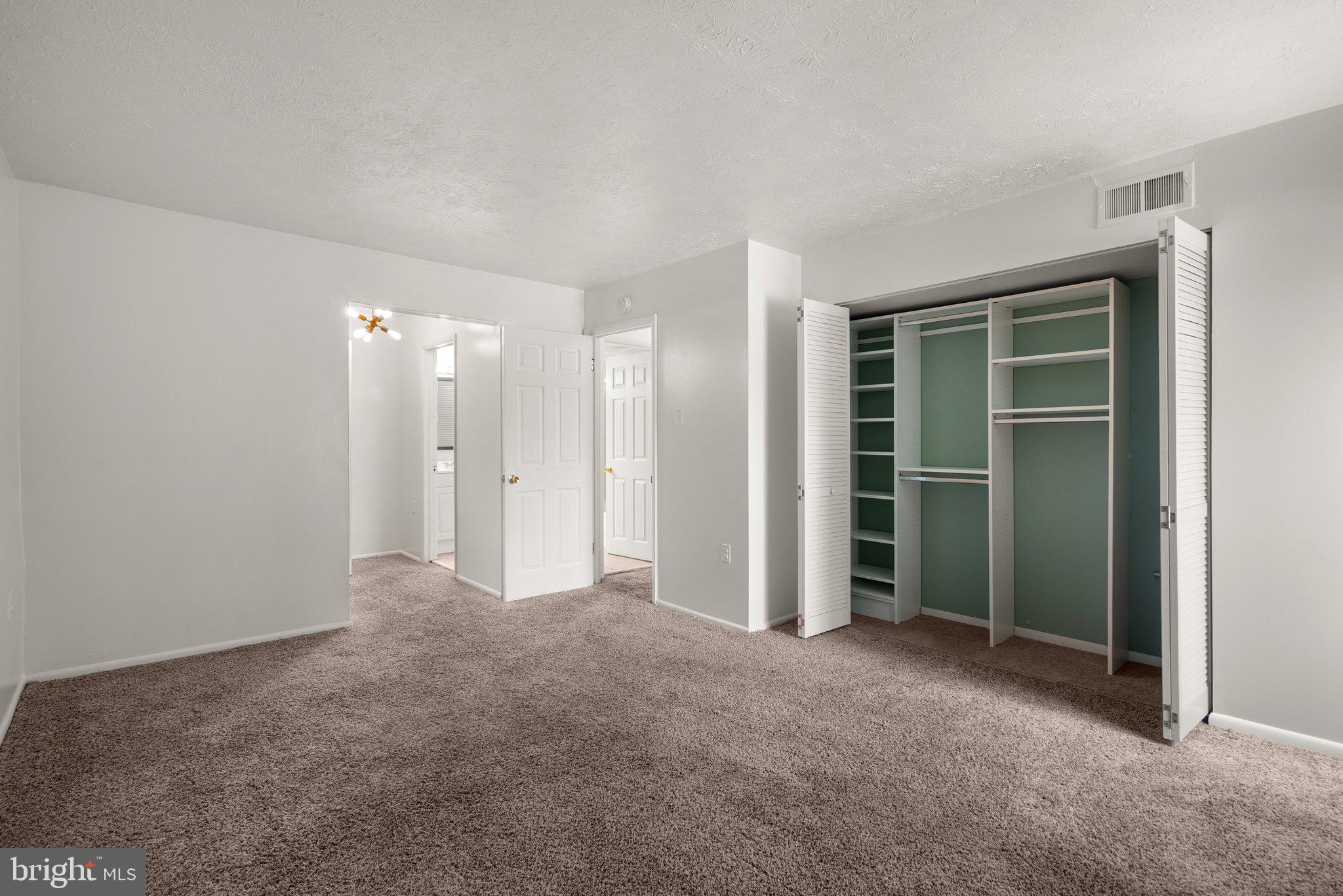 GREENBRIAR CONDO PHASE I - Residential Lease