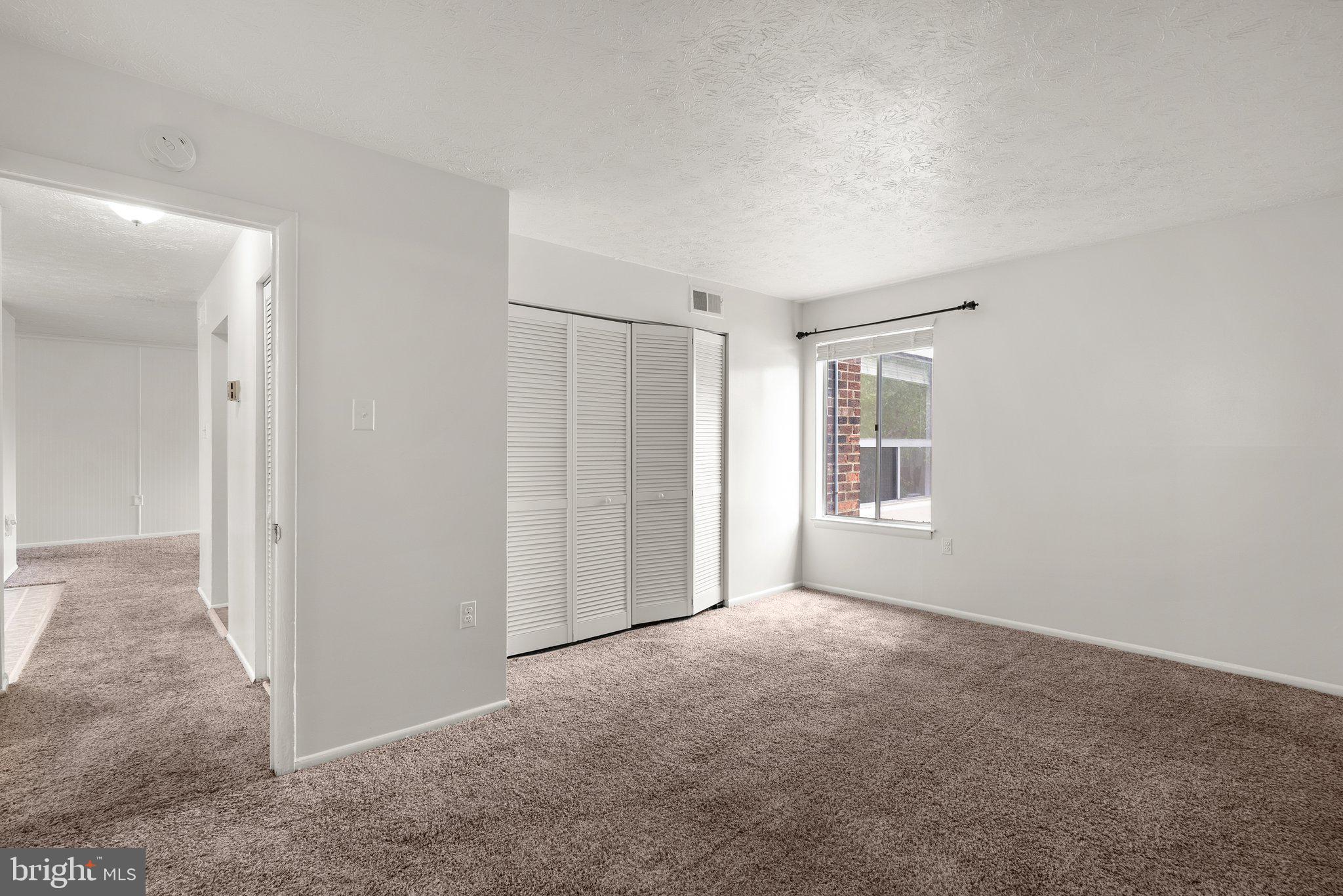 GREENBRIAR CONDO PHASE I - Residential Lease