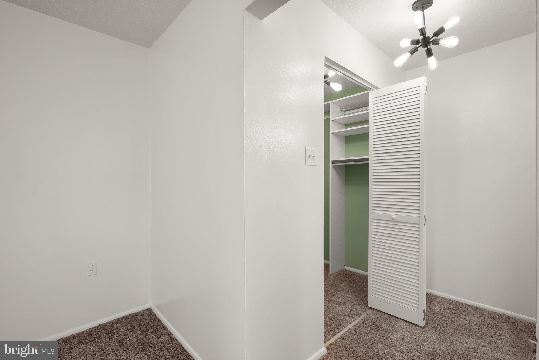 GREENBRIAR CONDO PHASE I - Residential Lease