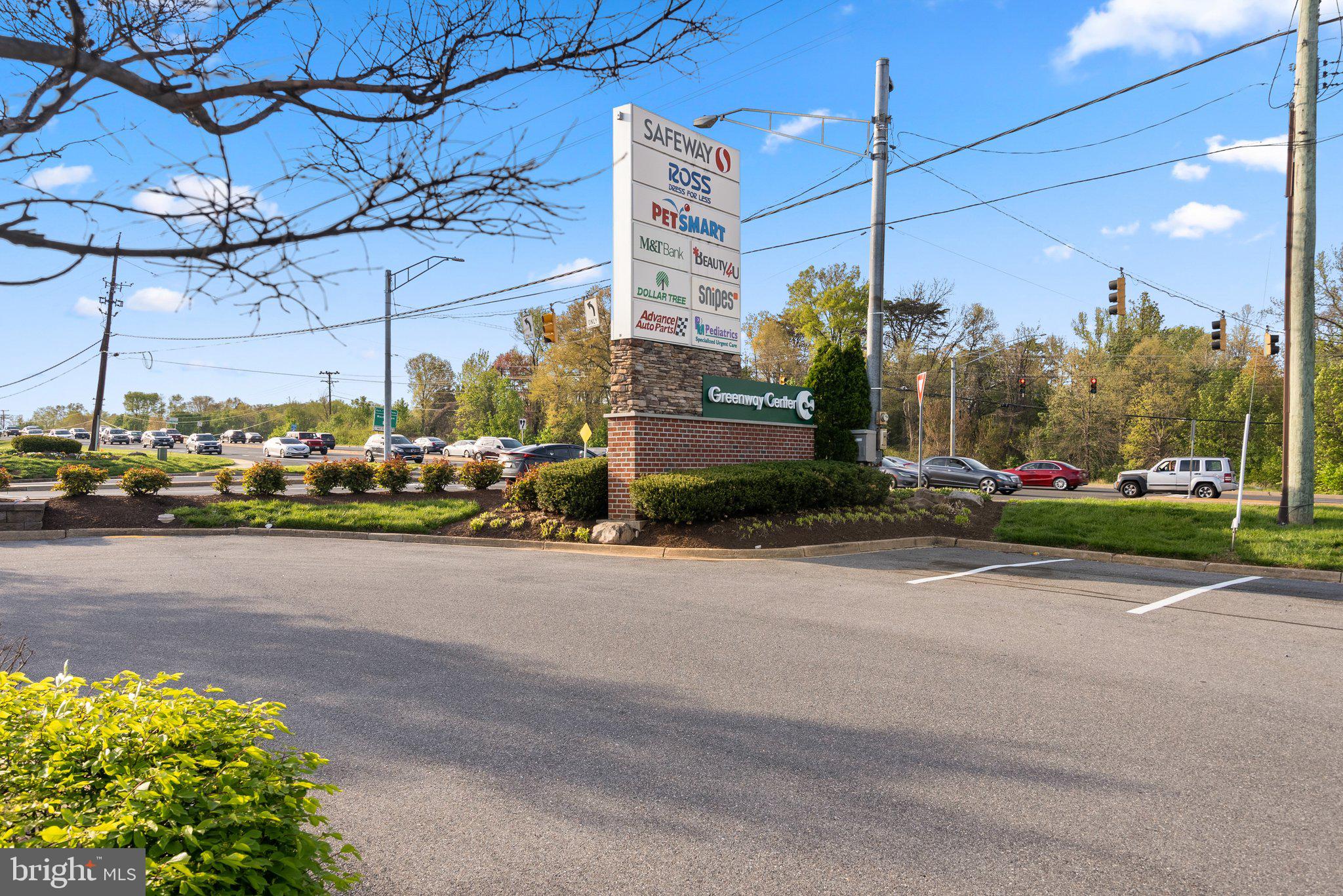 GREENBRIAR CONDO PHASE I - Residential Lease