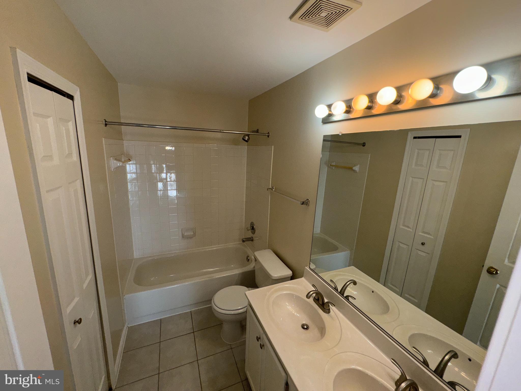 NORTHRIDGE PLAT 22 - Residential Lease