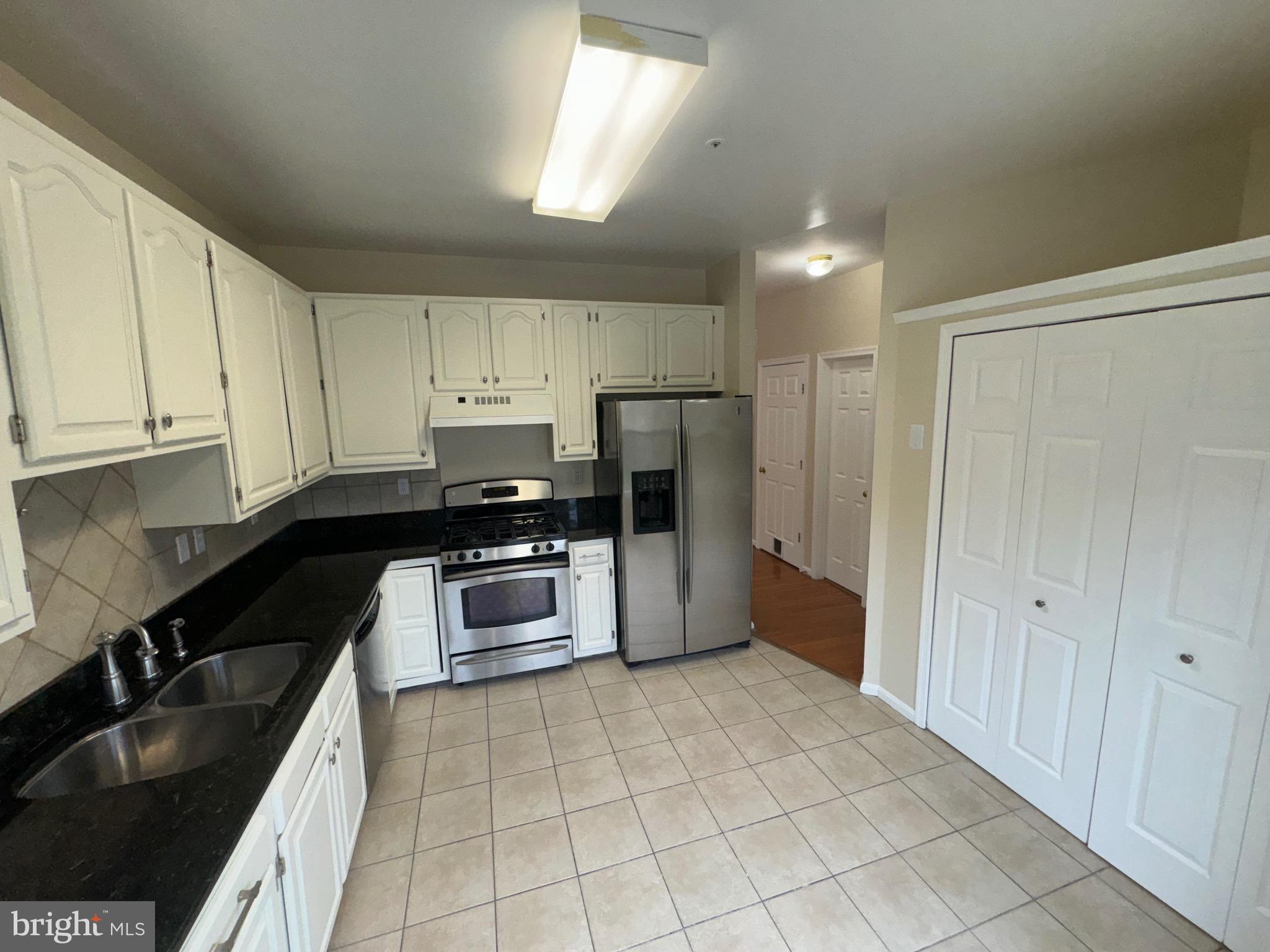 NORTHRIDGE PLAT 22 - Residential Lease