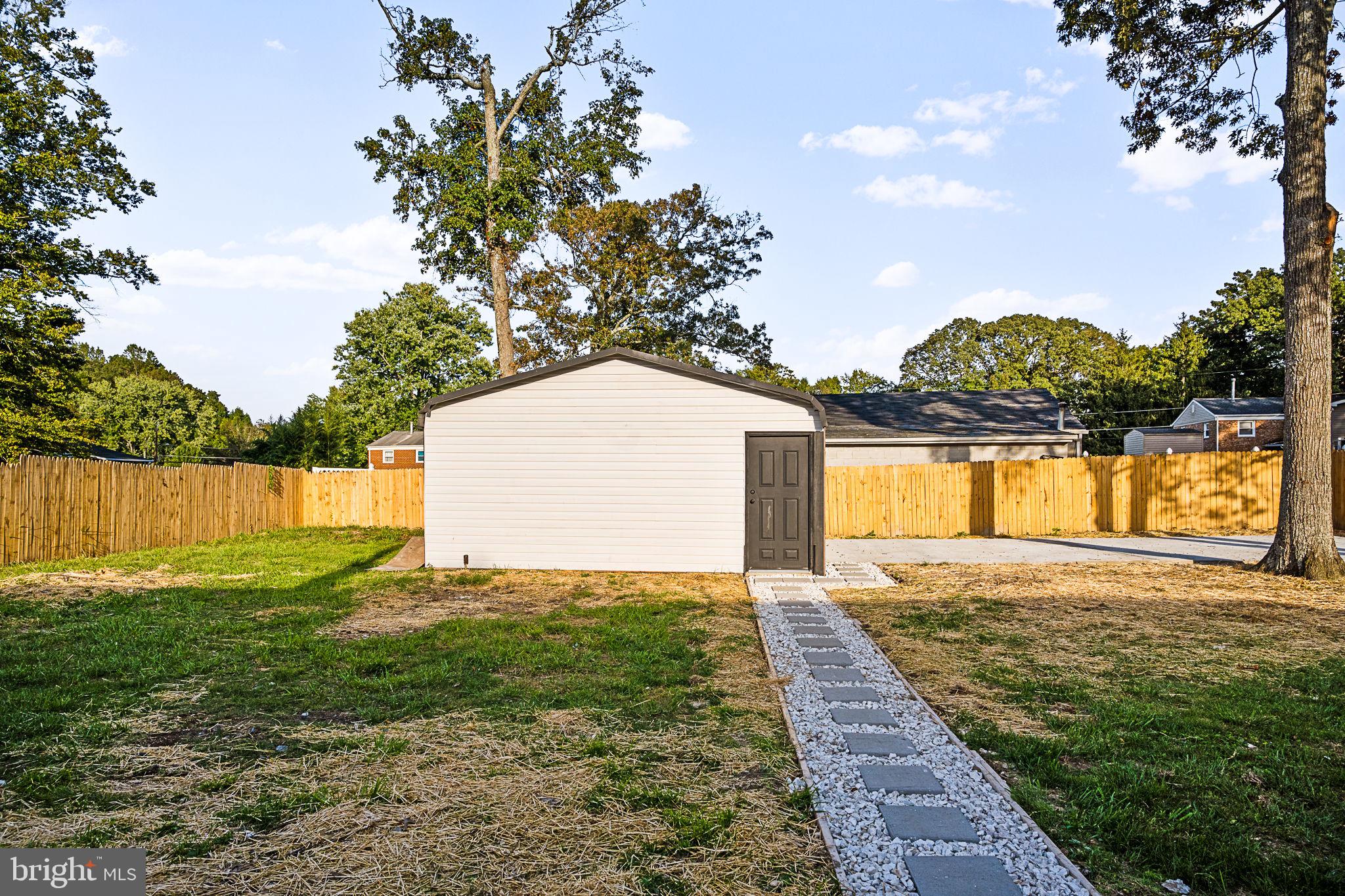 CHELTENHAM FOREST - Residential