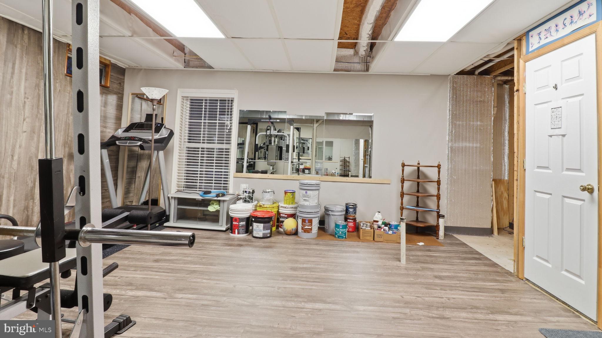 BROWNSTOWN ESTATES - Residential