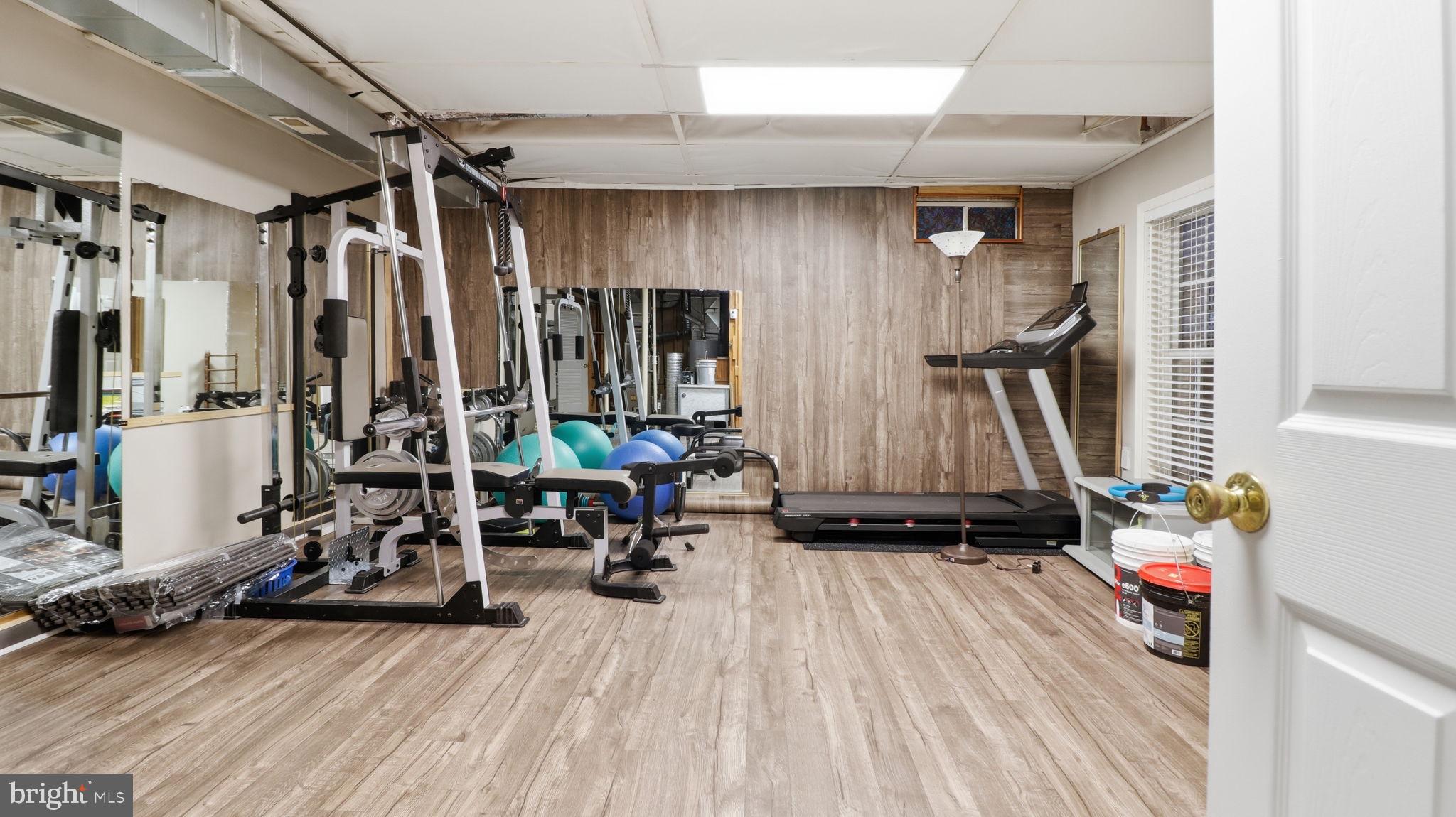 BROWNSTOWN ESTATES - Residential