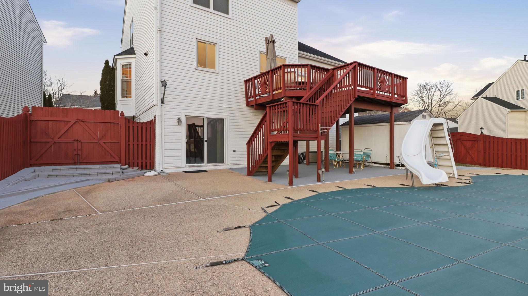 BROWNSTOWN ESTATES - Residential