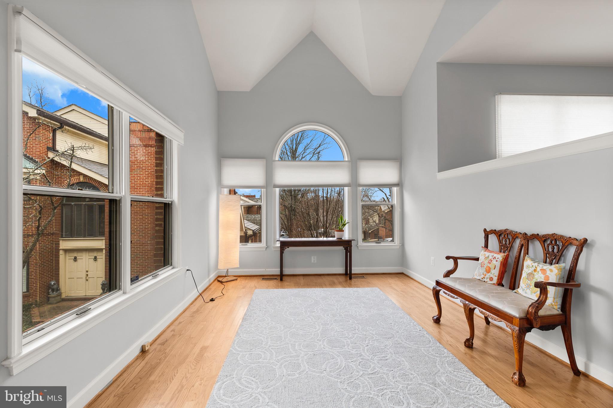 HAMPTONS OF MCLEAN - Residential