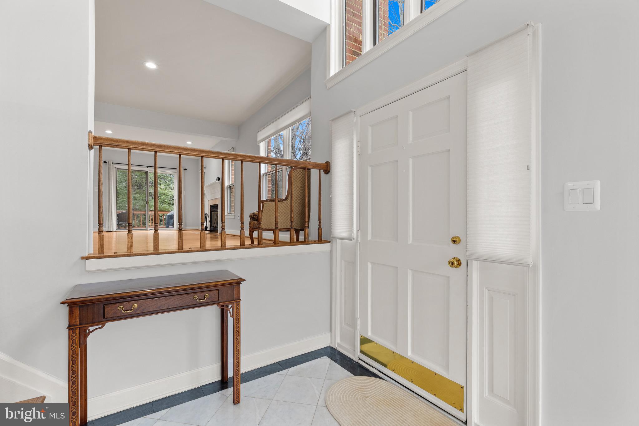 HAMPTONS OF MCLEAN - Residential