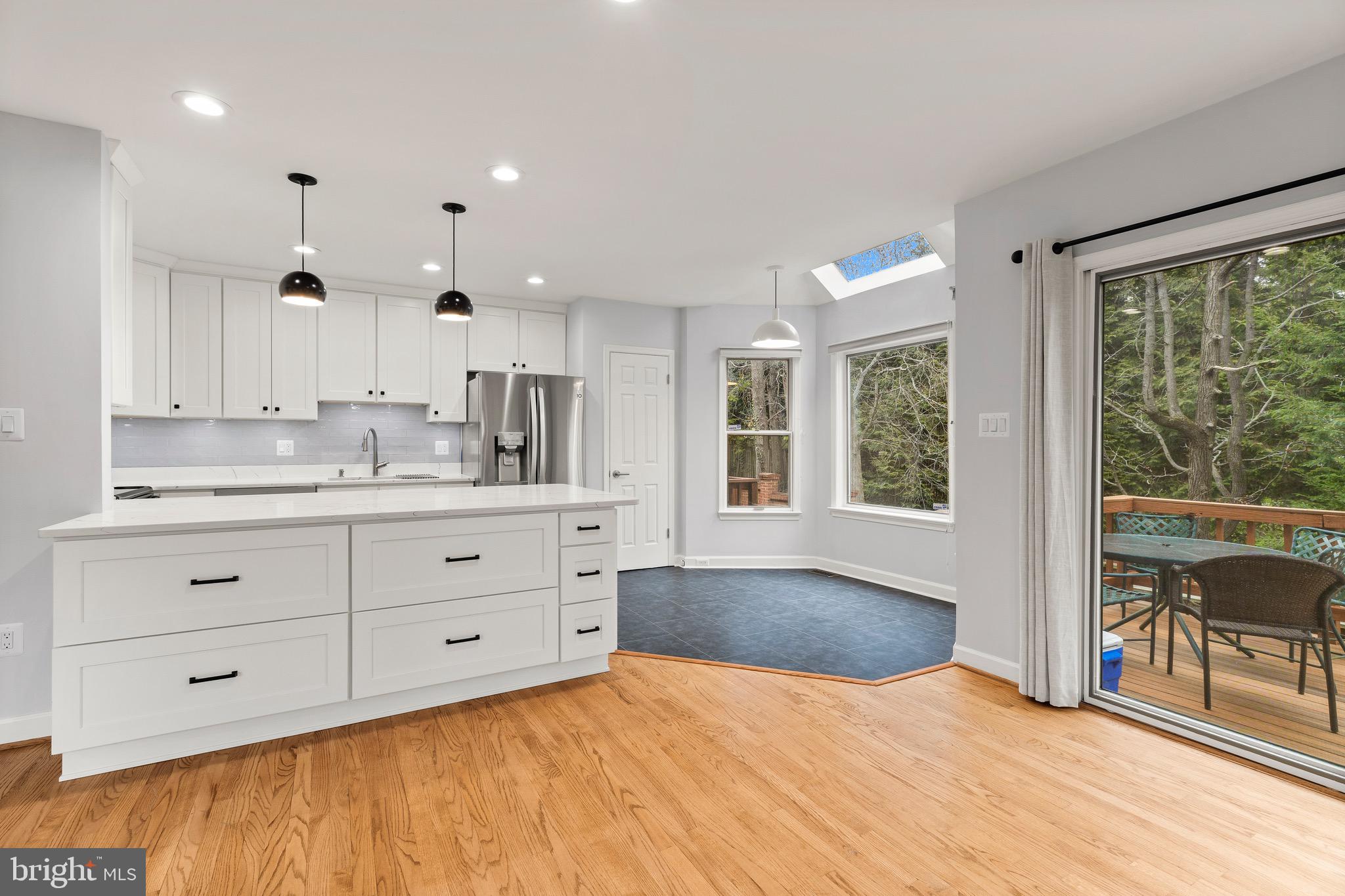 HAMPTONS OF MCLEAN - Residential