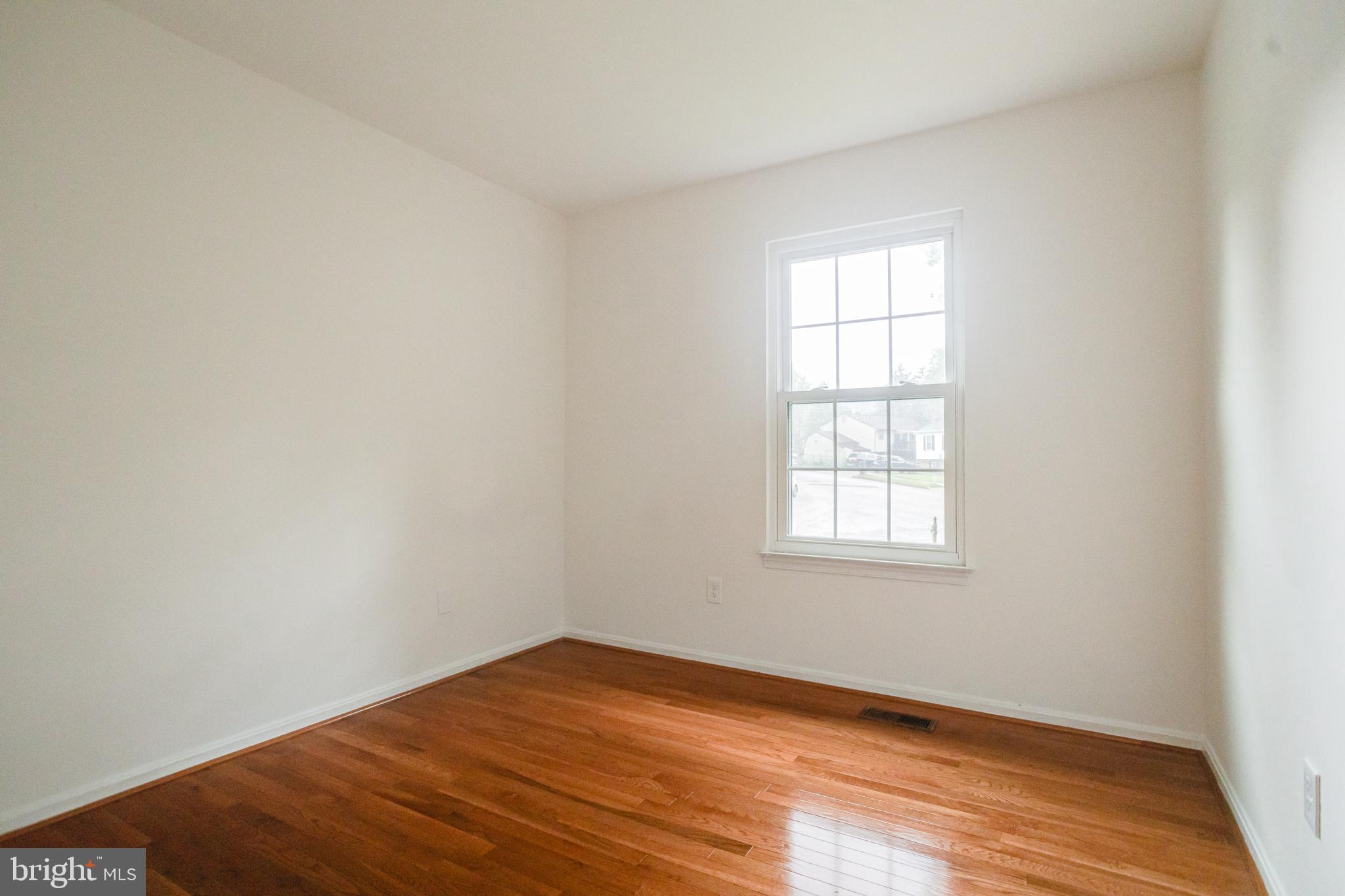 VILLAGE OF WHITE OAK - Residential