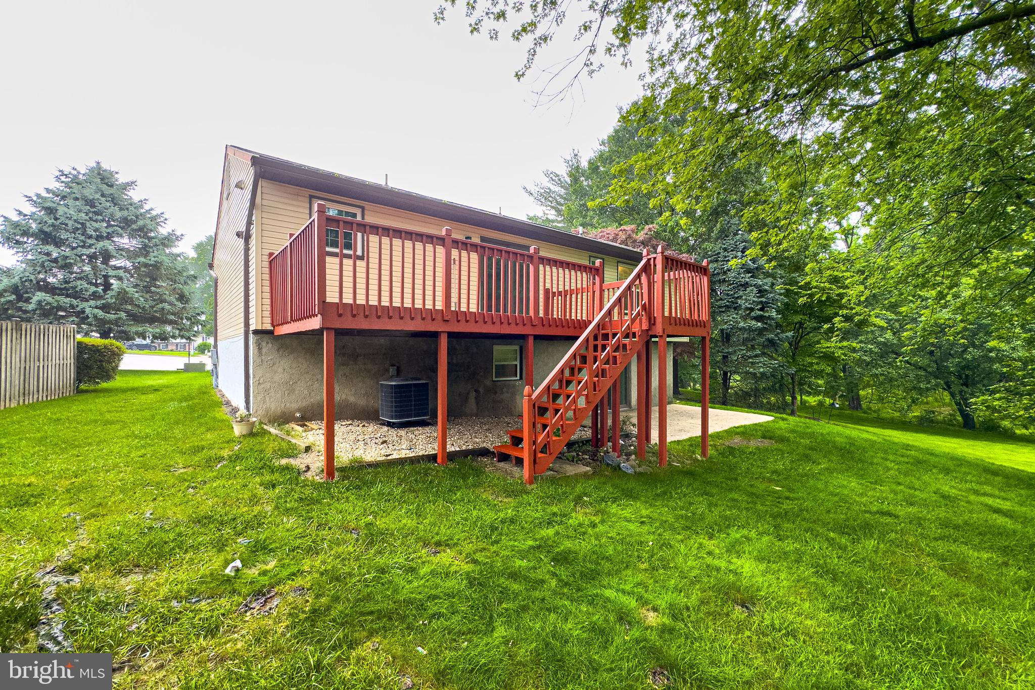 VILLAGE OF WHITE OAK - Residential