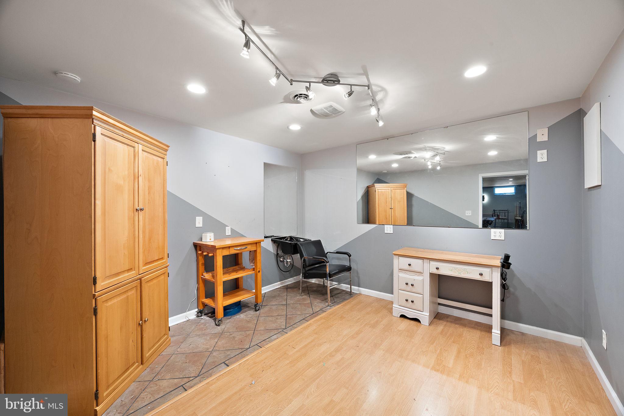 NONANTUM MILLS - Residential