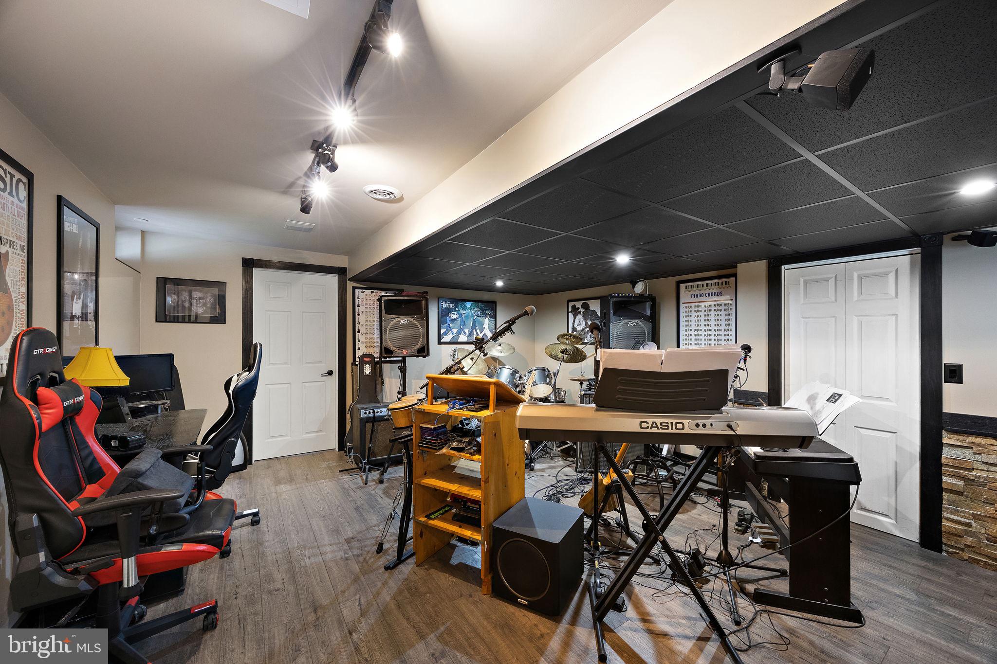 NONANTUM MILLS - Residential