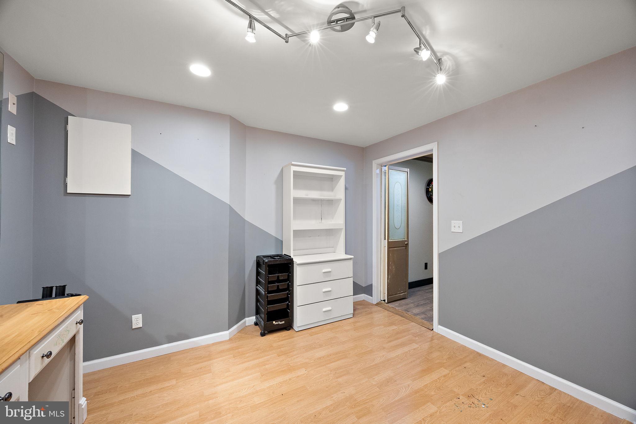 NONANTUM MILLS - Residential