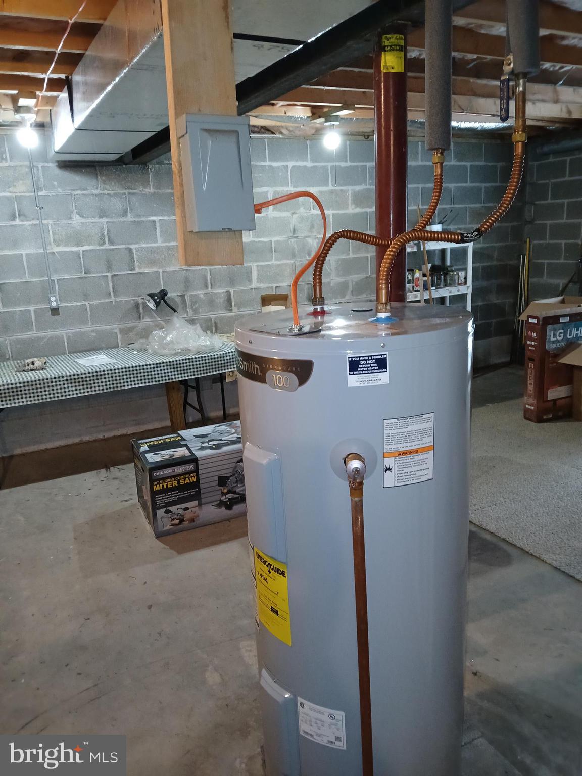 HILLCREST ESTATES - Residential