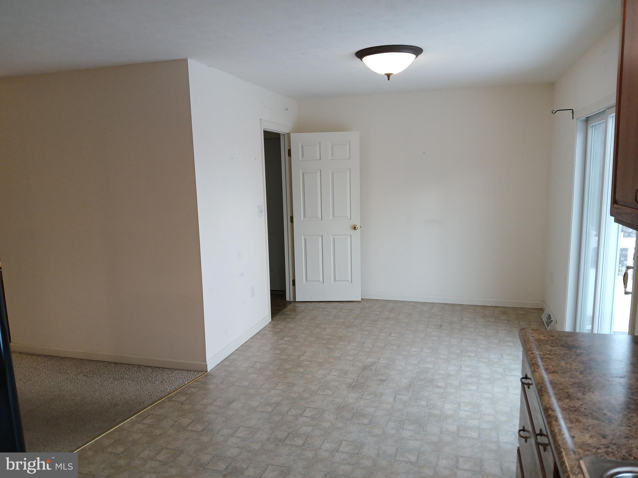 HILLCREST ESTATES - Residential