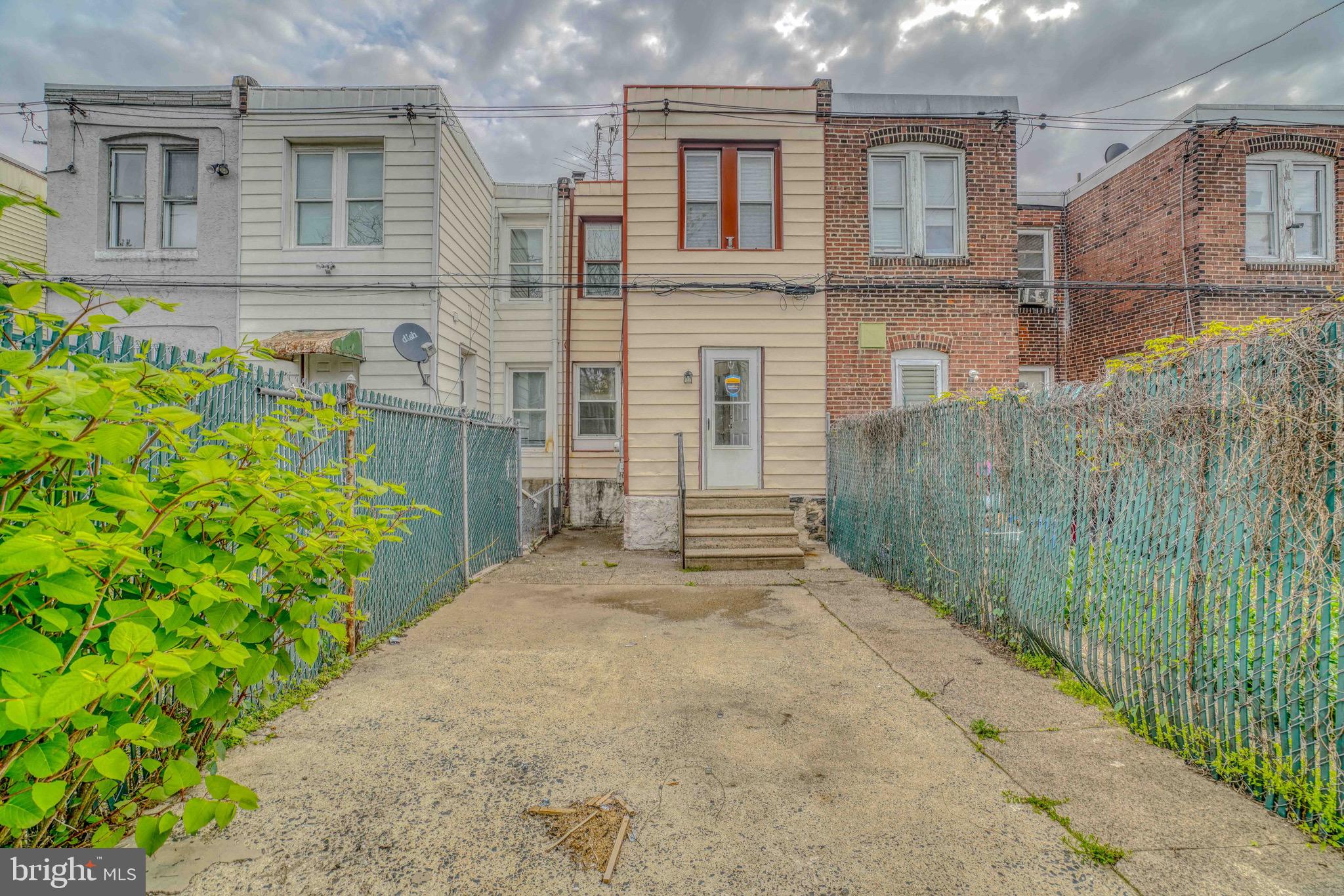 FRANKFORD - Residential