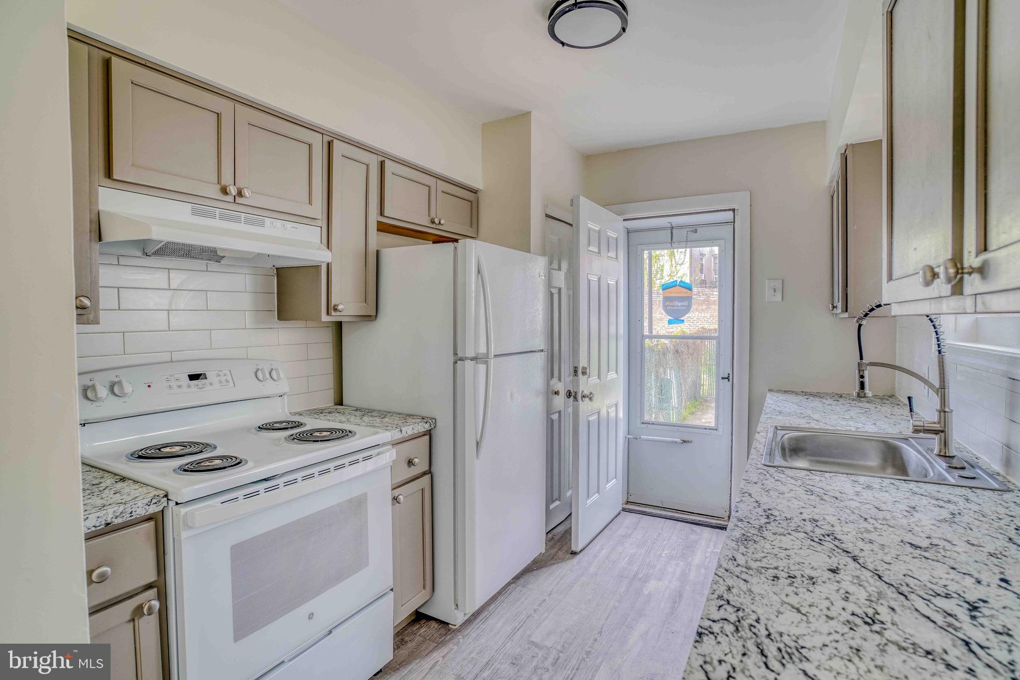 FRANKFORD - Residential