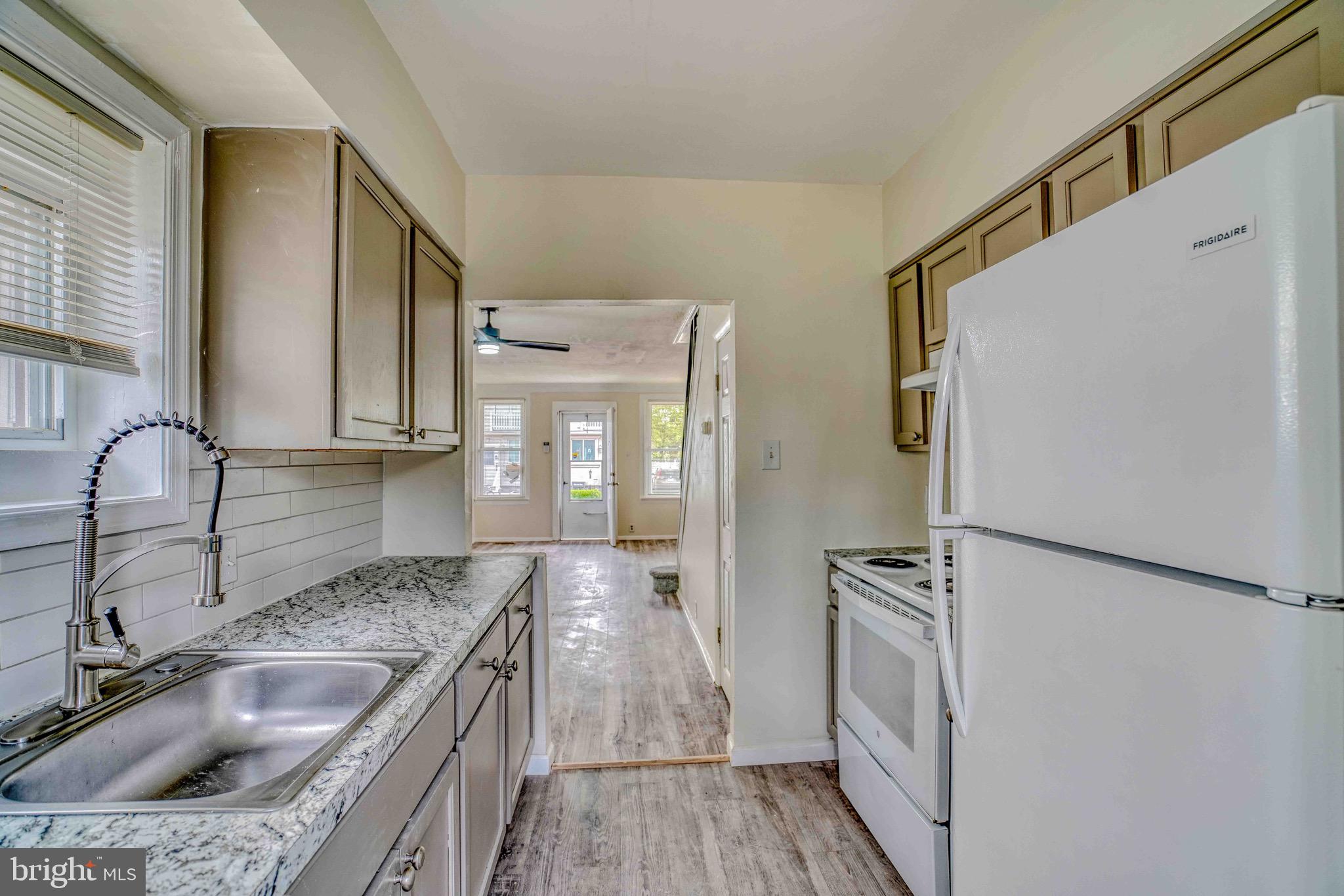 FRANKFORD - Residential