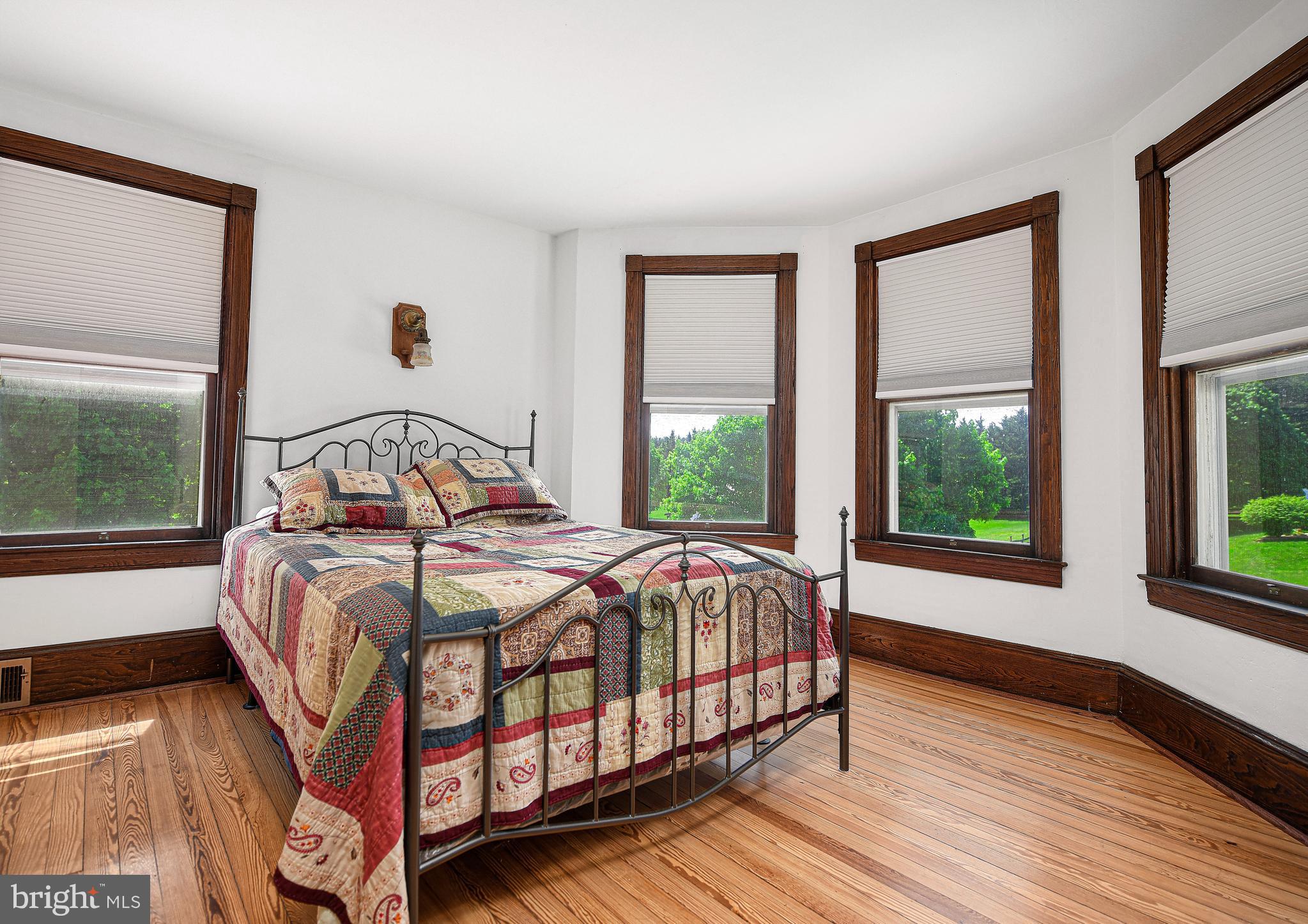 FEDERAL HILL FARMS - Residential
