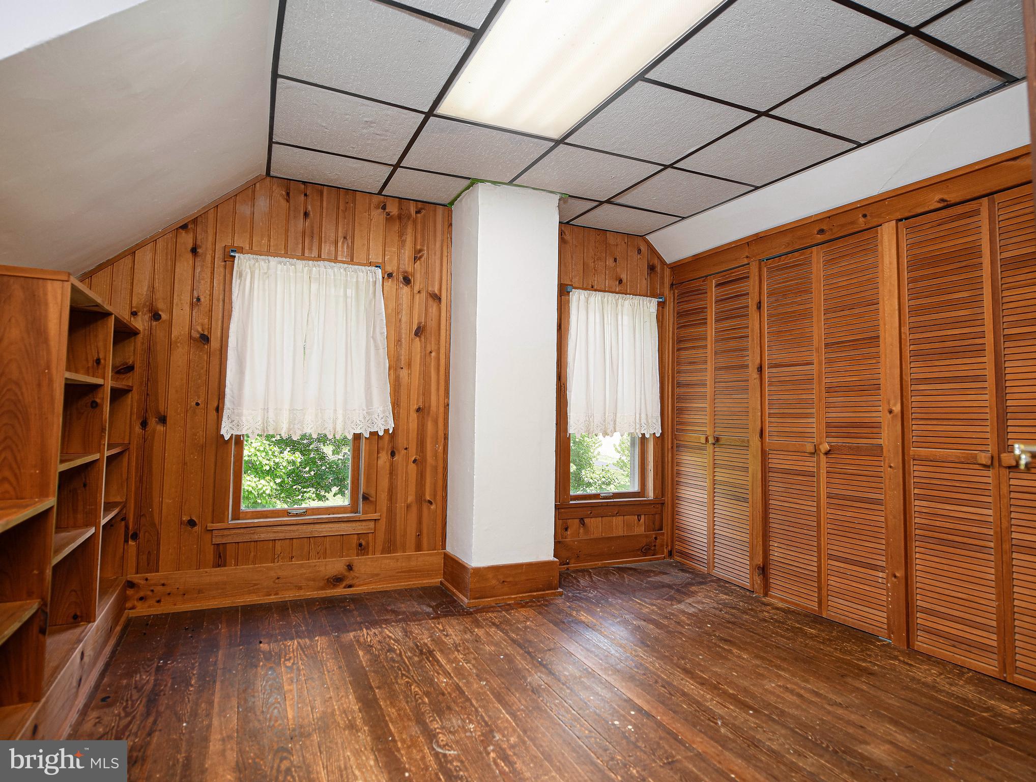 FEDERAL HILL FARMS - Residential