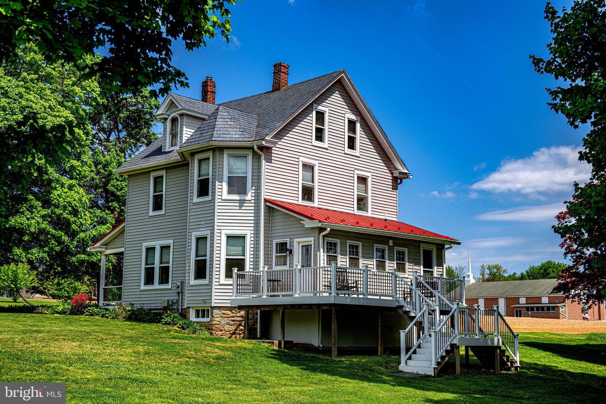 FEDERAL HILL FARMS - Residential