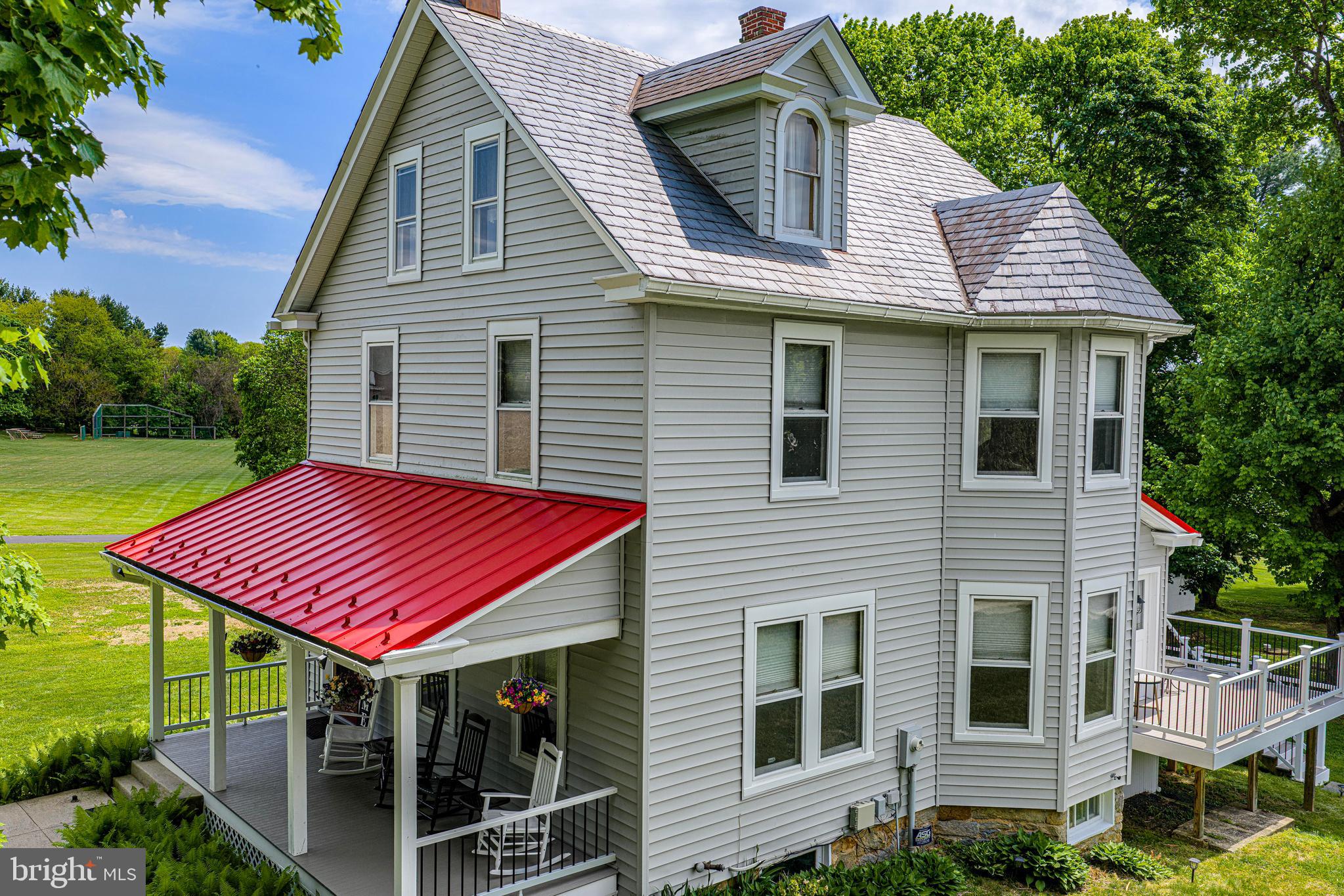 FEDERAL HILL FARMS - Residential